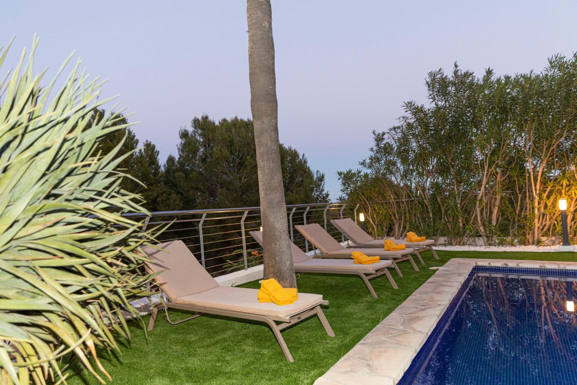 Cap Martinet Talamanca Tashellu, Boutique 5 Bed - Sea And Forest View Villa *
