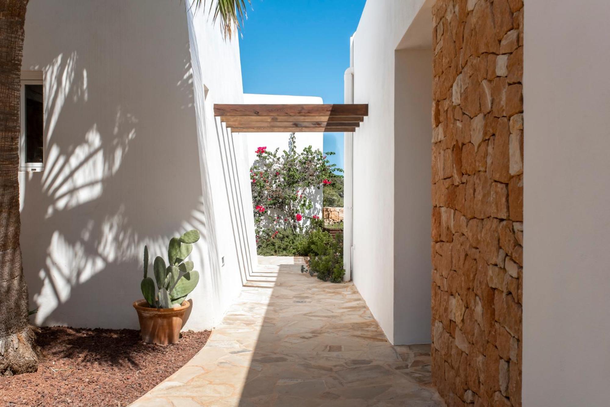 Cap Martinet Talamanca Tashellu, Boutique 5 Bed - Sea And Forest View