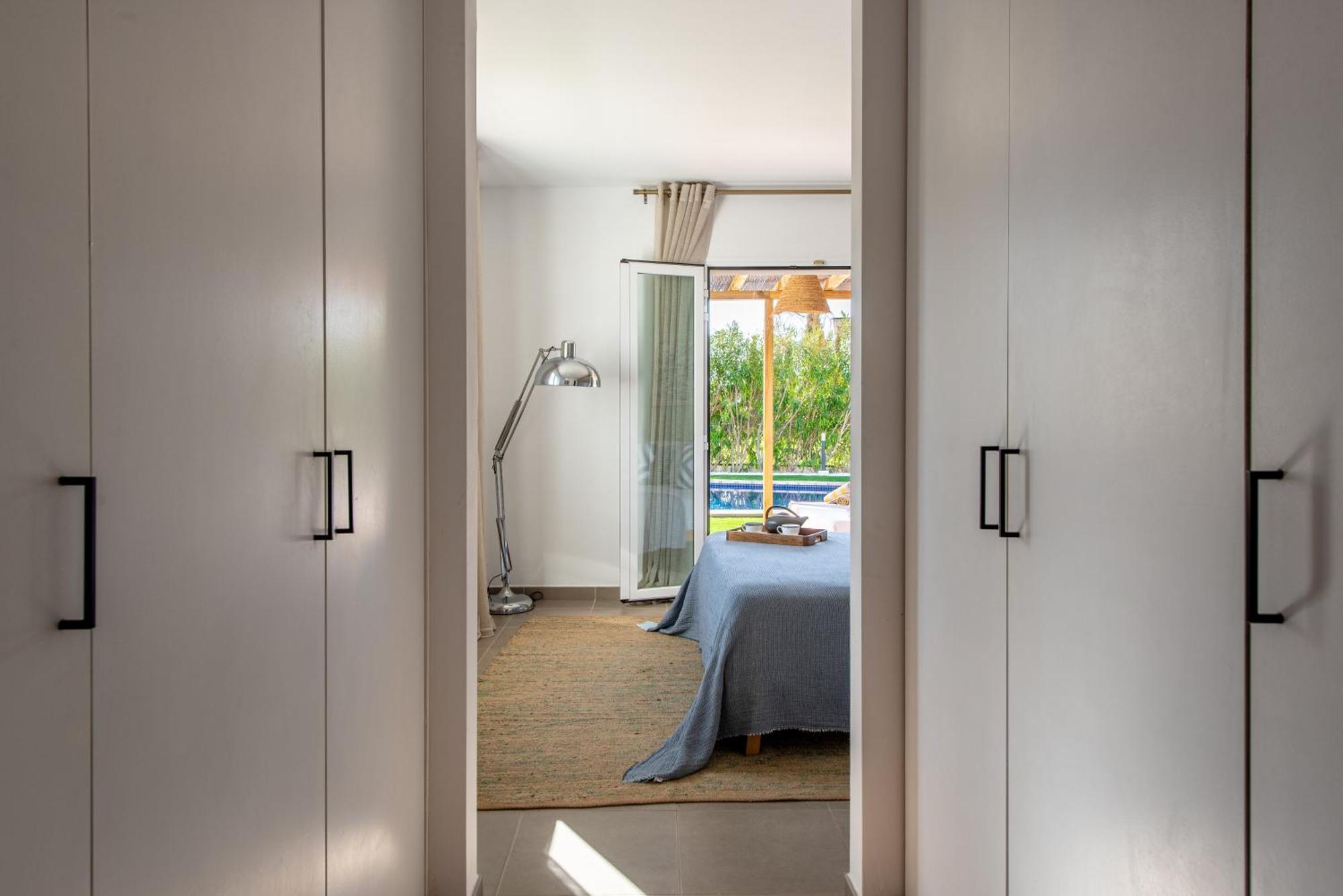 Cap Martinet Talamanca Tashellu, Boutique 5 Bed - Sea And Forest View Villa Talamanca (Ibiza)