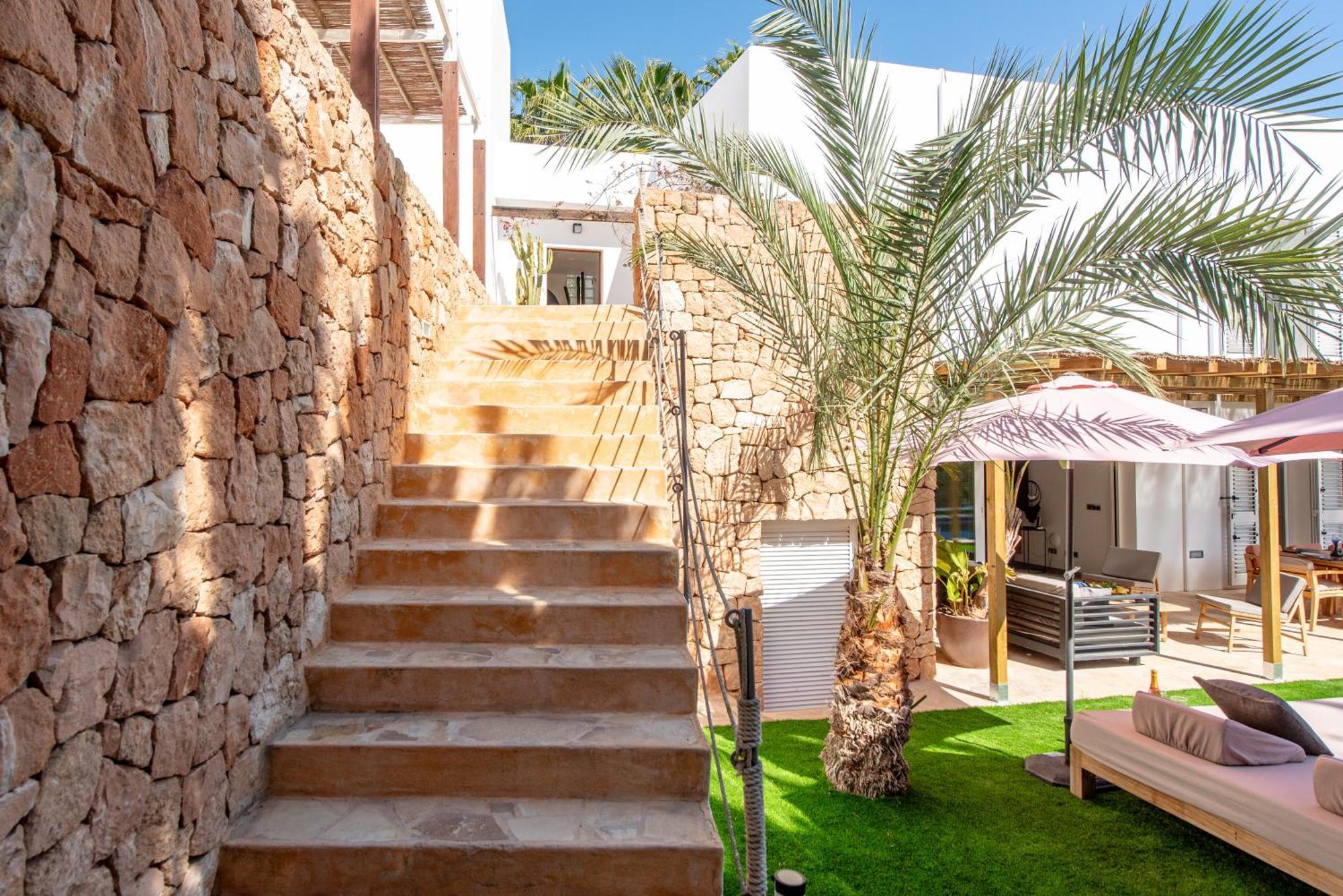 Cap Martinet Talamanca Tashellu, Boutique 5 Bed - Sea And Forest View *