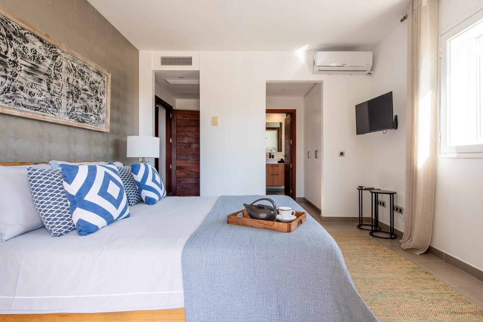 Cap Martinet Talamanca Tashellu, Boutique 5 Bed - Sea And Forest View Villa *