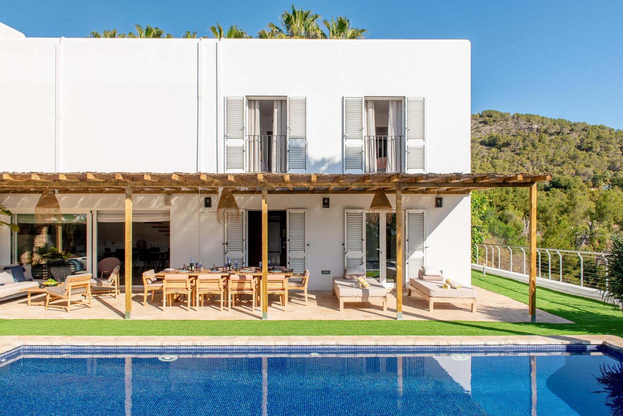 Cap Martinet Talamanca Tashellu, Boutique 5 Bed - Sea And Forest View Villa Talamanca (Ibiza)