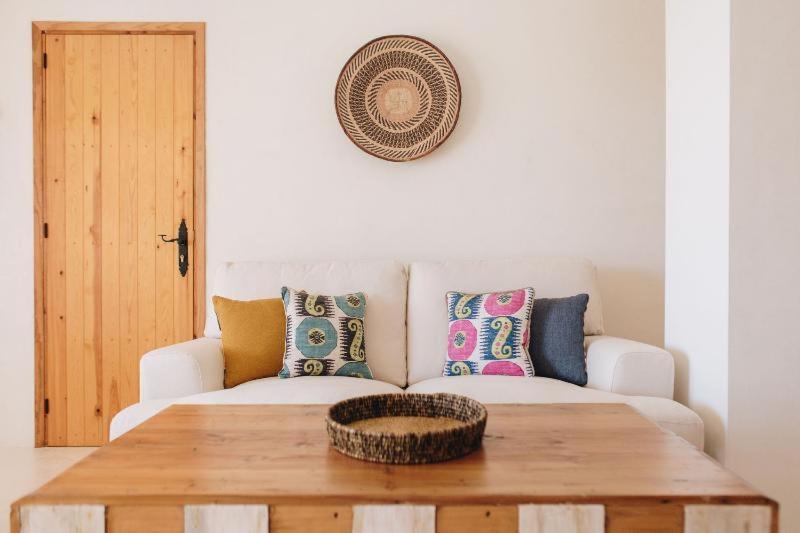 Petunia Ibiza, A Beaumier (adults Only) Cala Vadella (Ibiza)