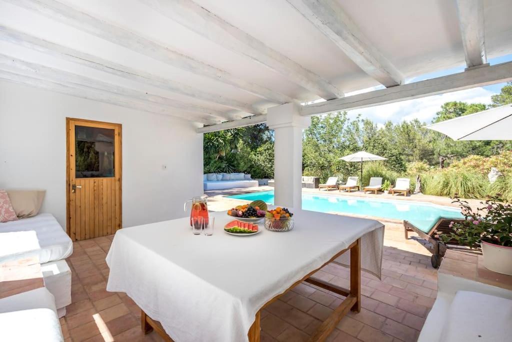 Casa Rosada - Gorgeous Family Finca Near Santa Gertrudis * Santa Gertrudis (Ibiza)