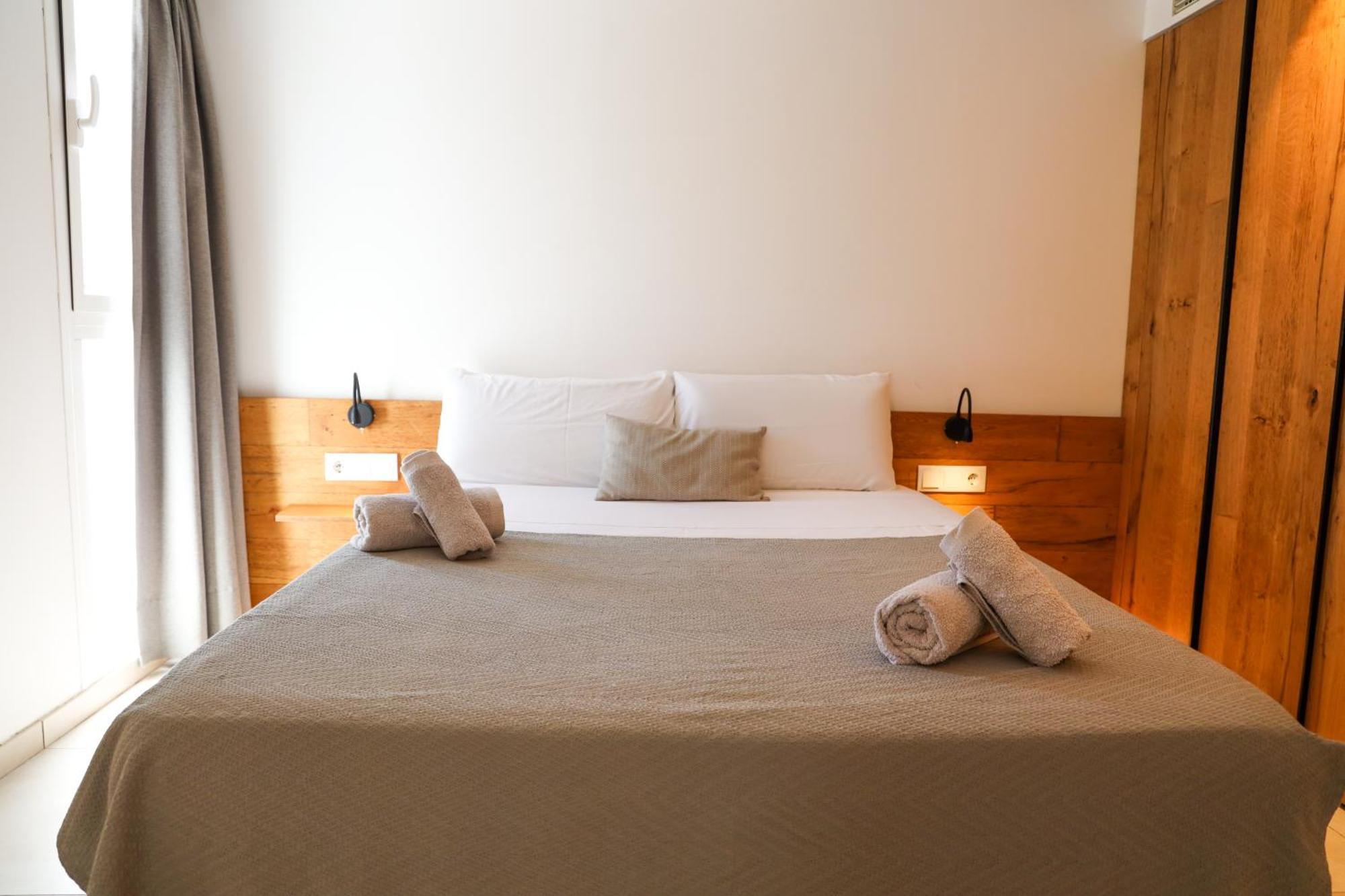 Cala Vadella Beachwalk *