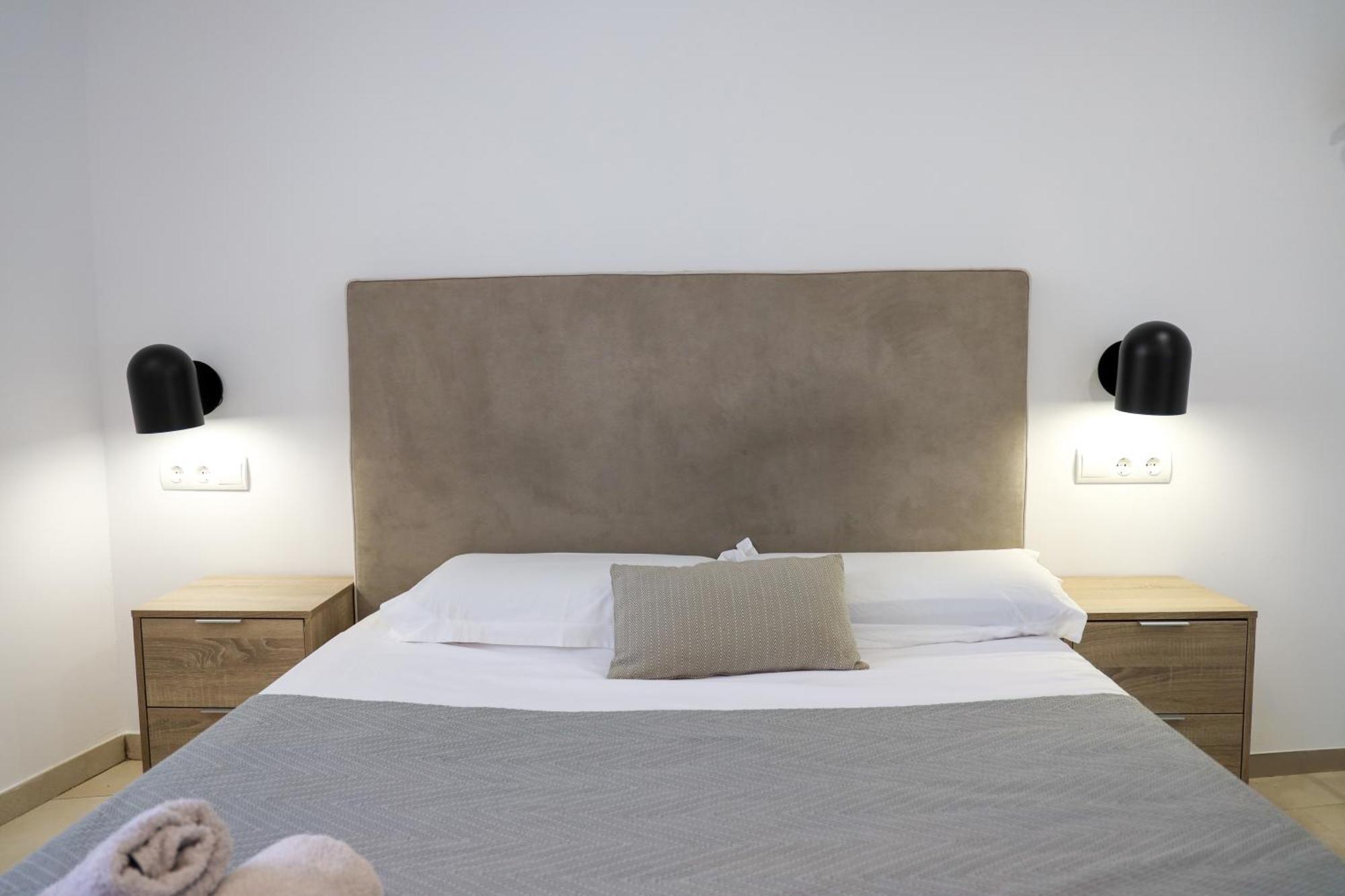 Cala Vadella Beachwalk *
