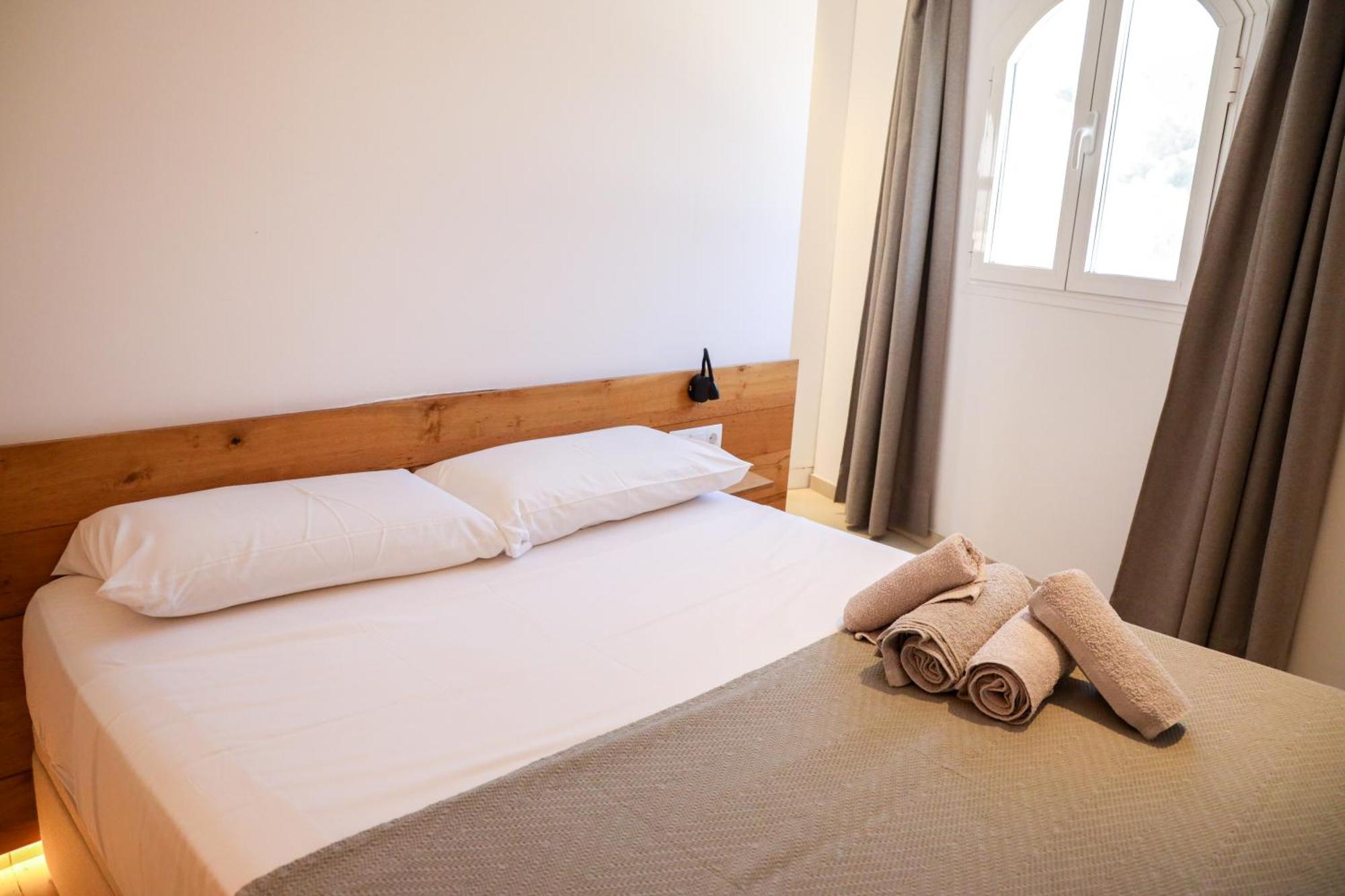 Cala Vadella Beachwalk *