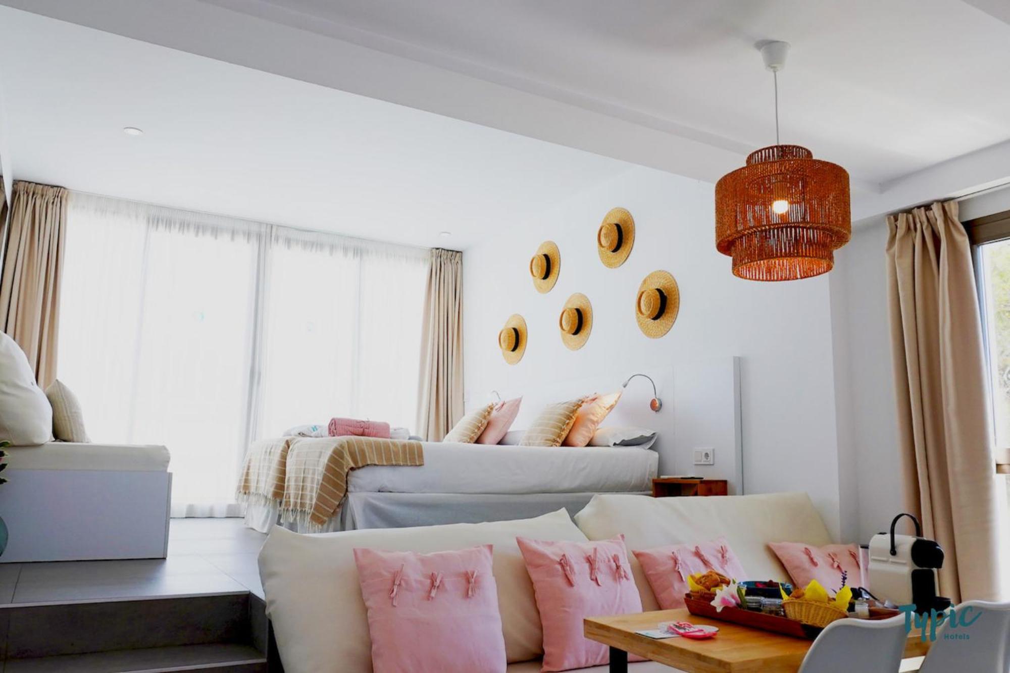 Typic Marina Playa - Adults Only Aparthotel San Antonio (Ibiza)