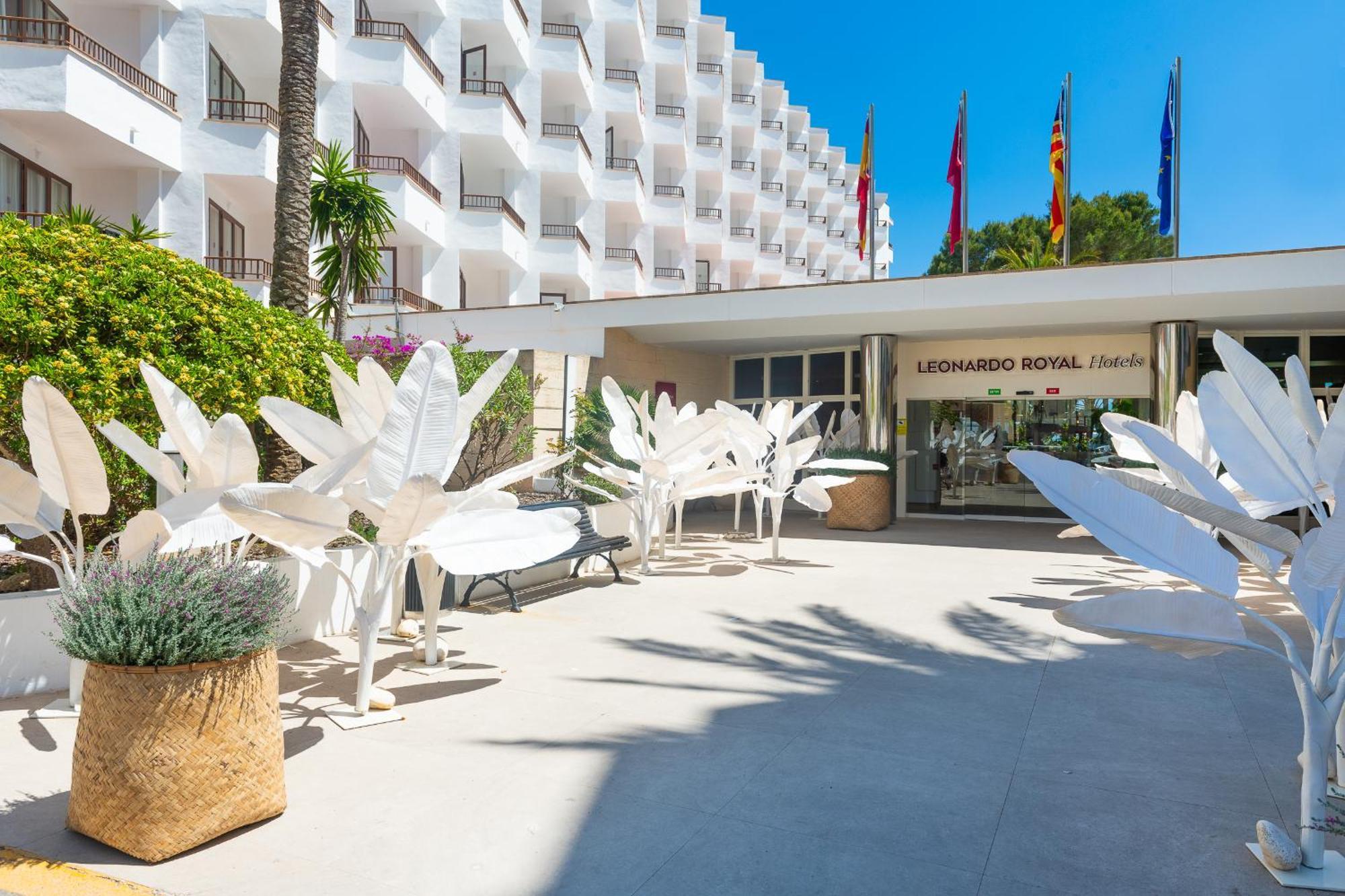 Leonardo Royal Ibiza Santa Eulalia 4* Es Cana