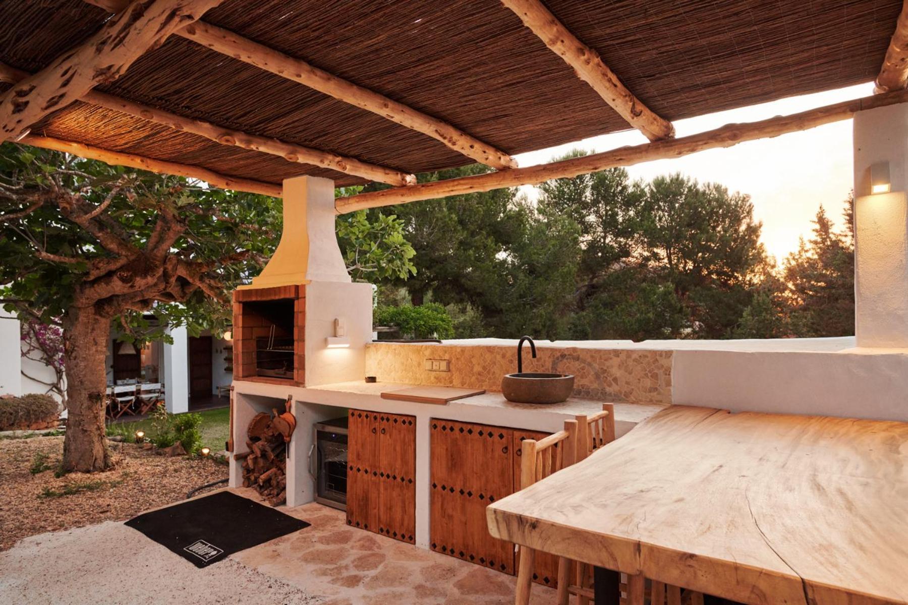 Lilita House *