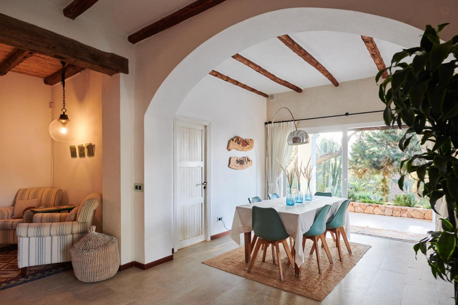 Lilita House *