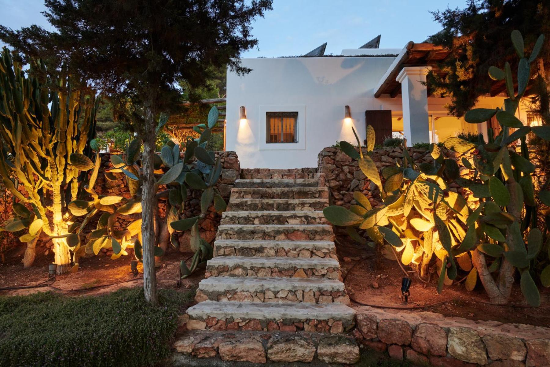 Lilita House *