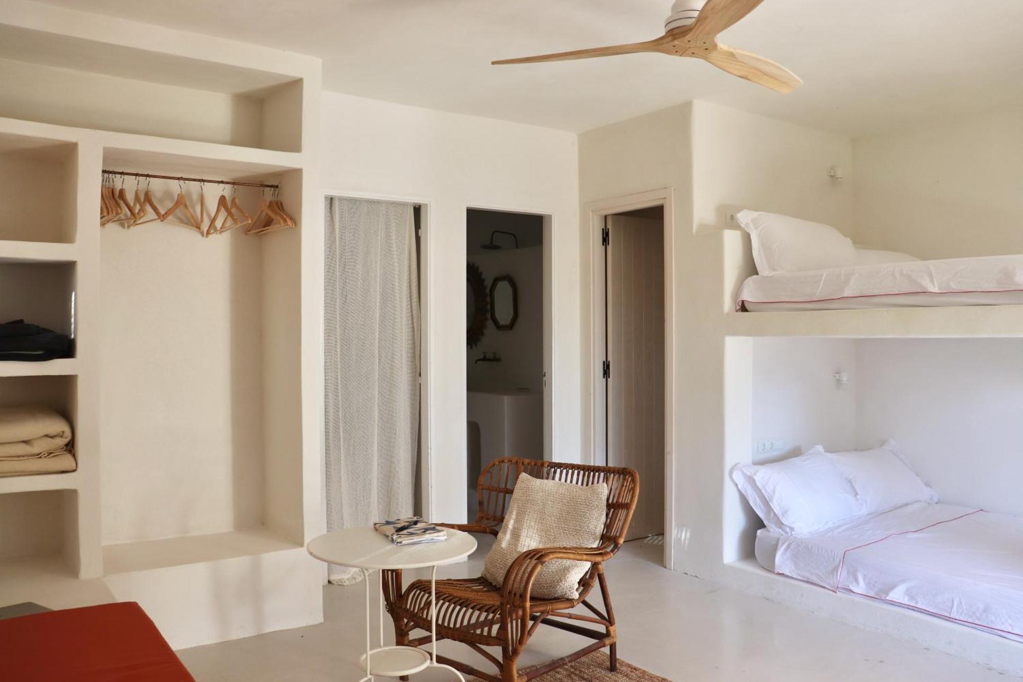 La Pandilla Ibiza Hostel