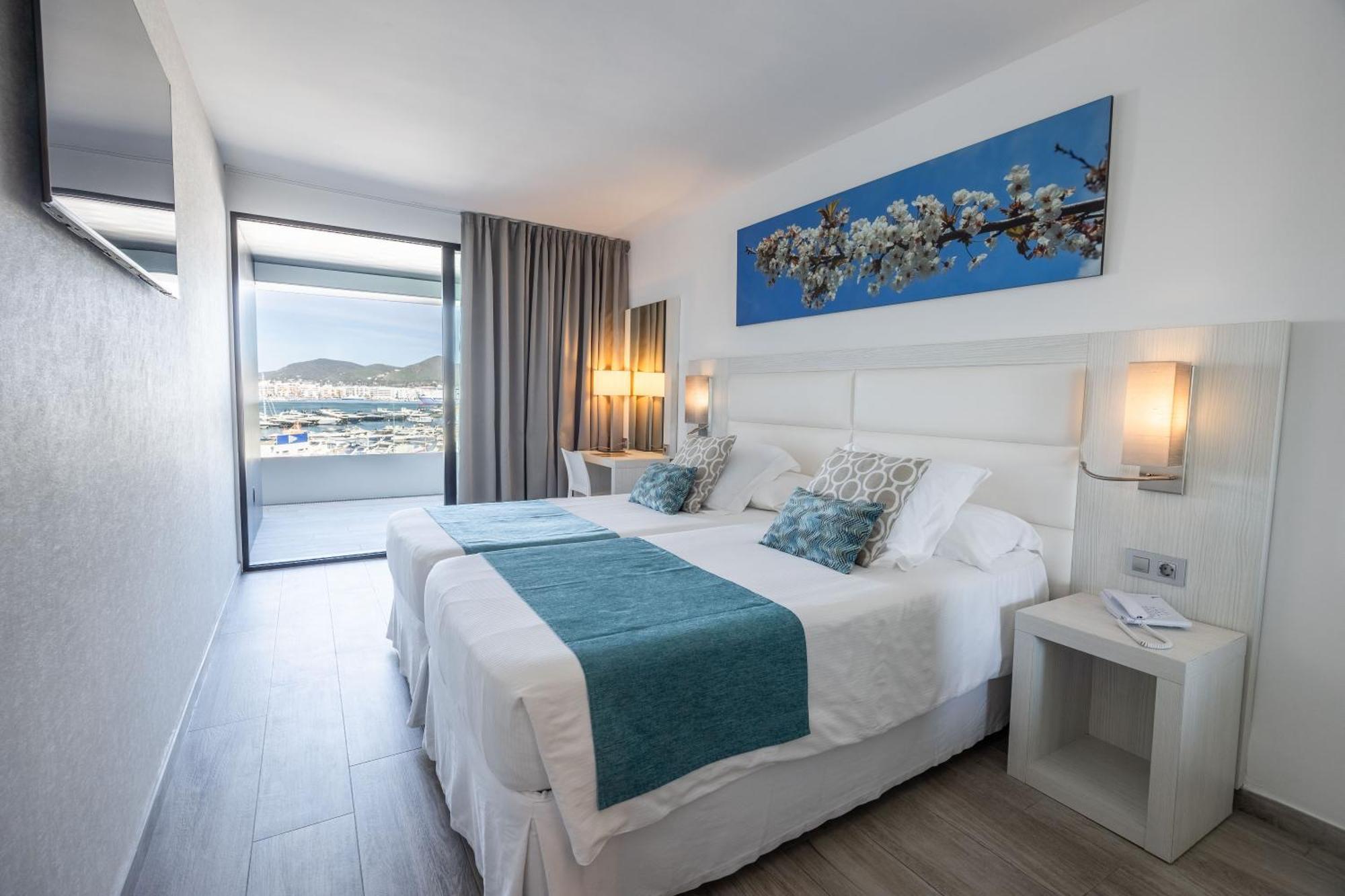 Hotel Corso & Ibiza-Stadt