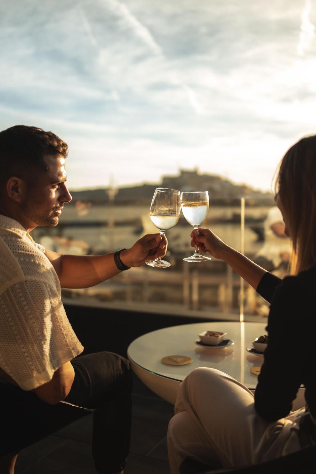 Corso & 4* Ibiza-Stadt