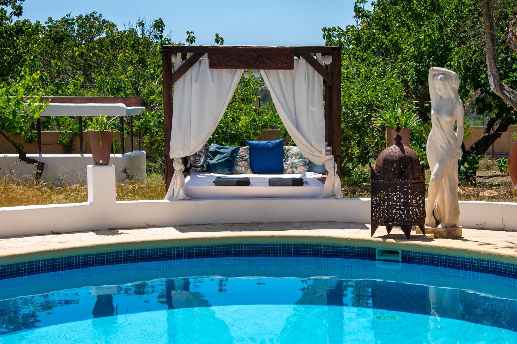 Truyet Villa Santa Eularia des Riu
