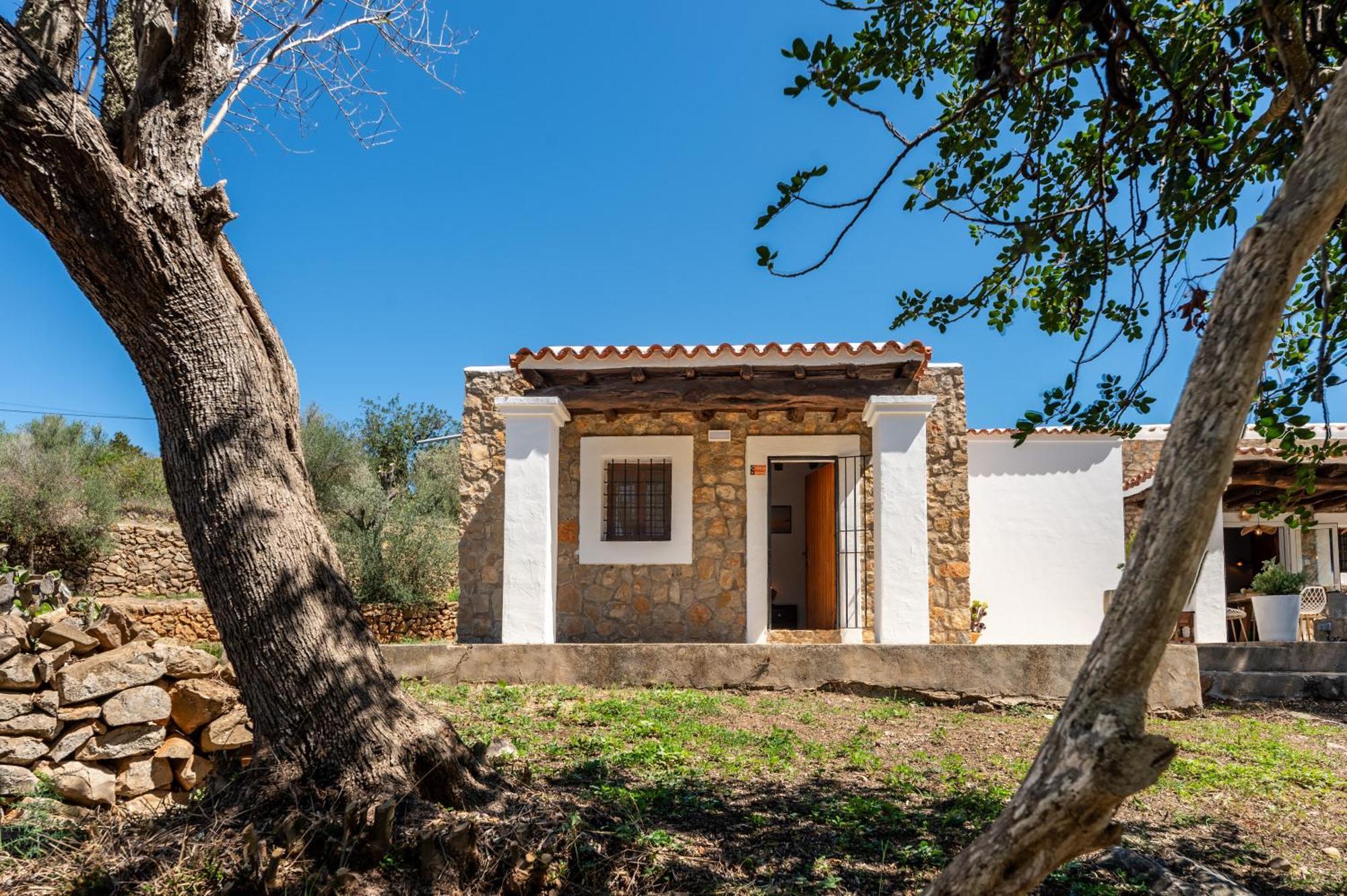 Villa Cardona - Green&blue Ibiza Santa Agnes de Corona
