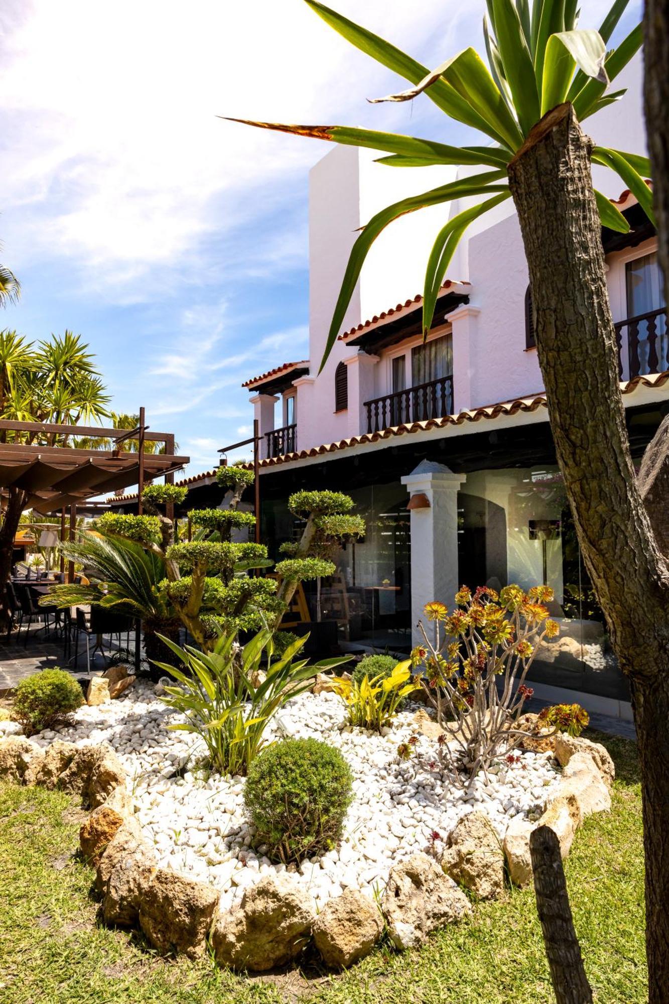 Hotel Boutique Ses Pitreras 4*