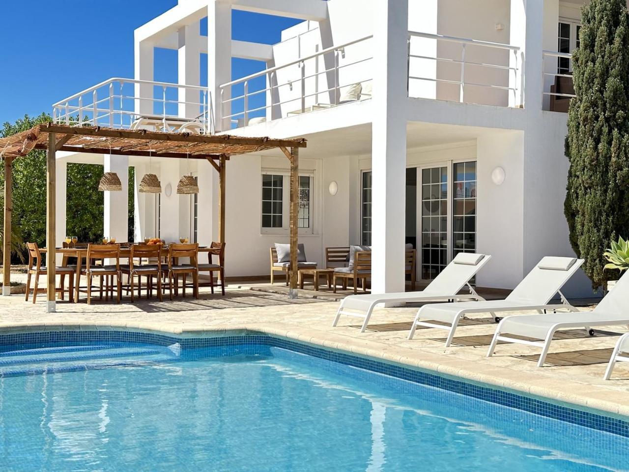 Villa In Playa Den Bossa, 5 Min Supermarketbbq Villa *