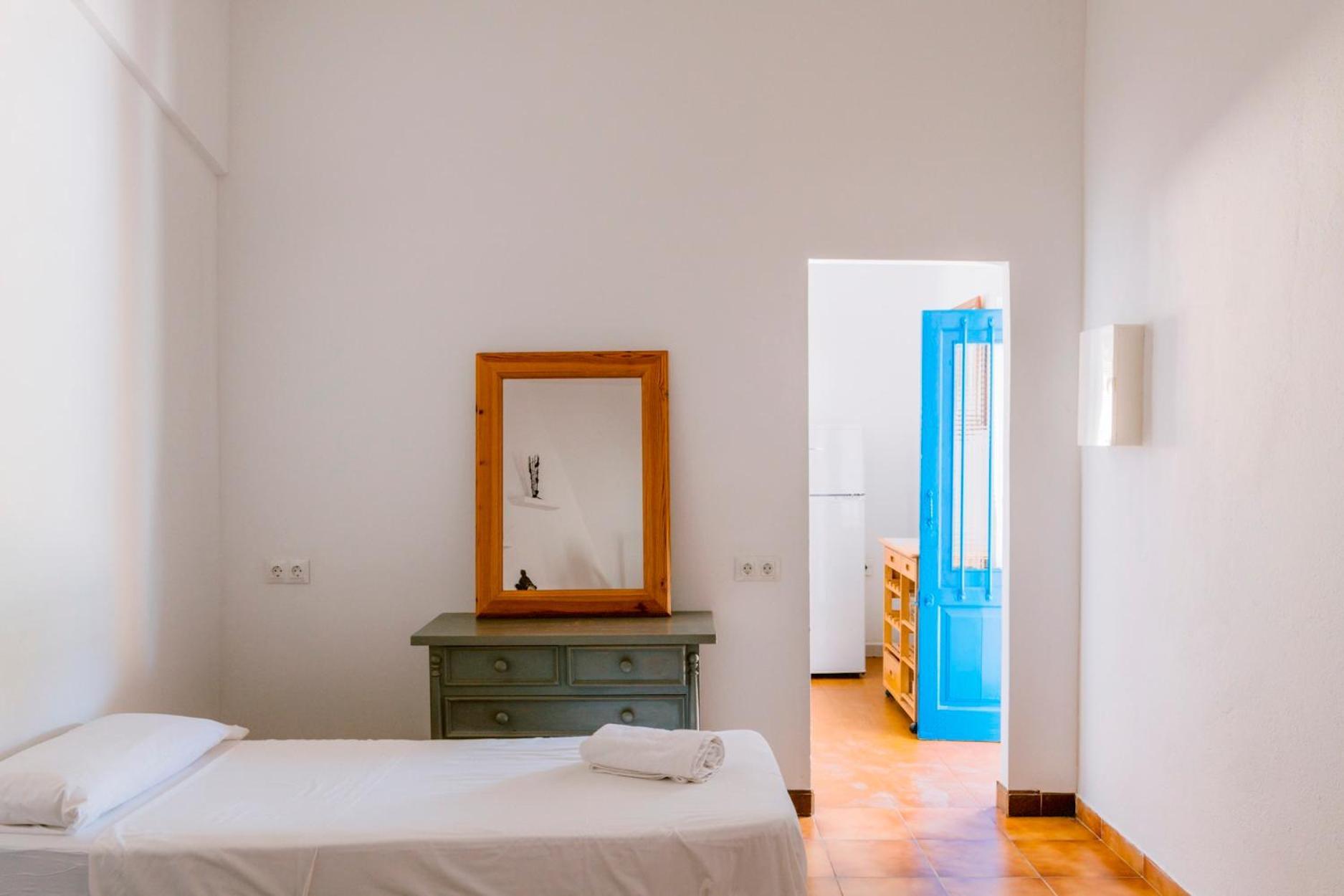 Alexa Charming Is Just A 10 Min Drive To Either Playa Den Bossa Or San Antonio