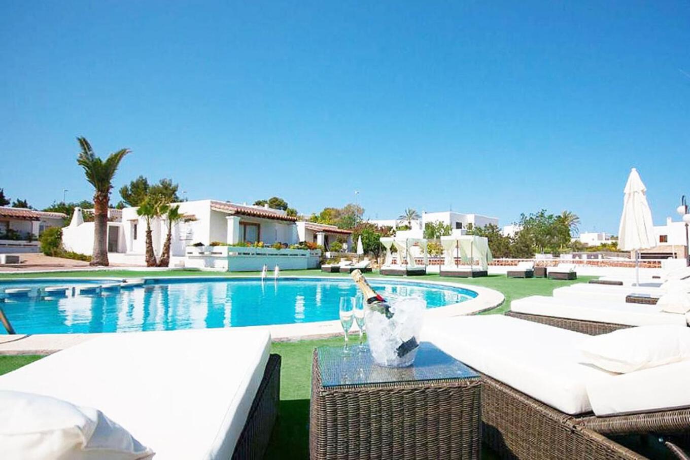 Residencial Bogamarí Villa *