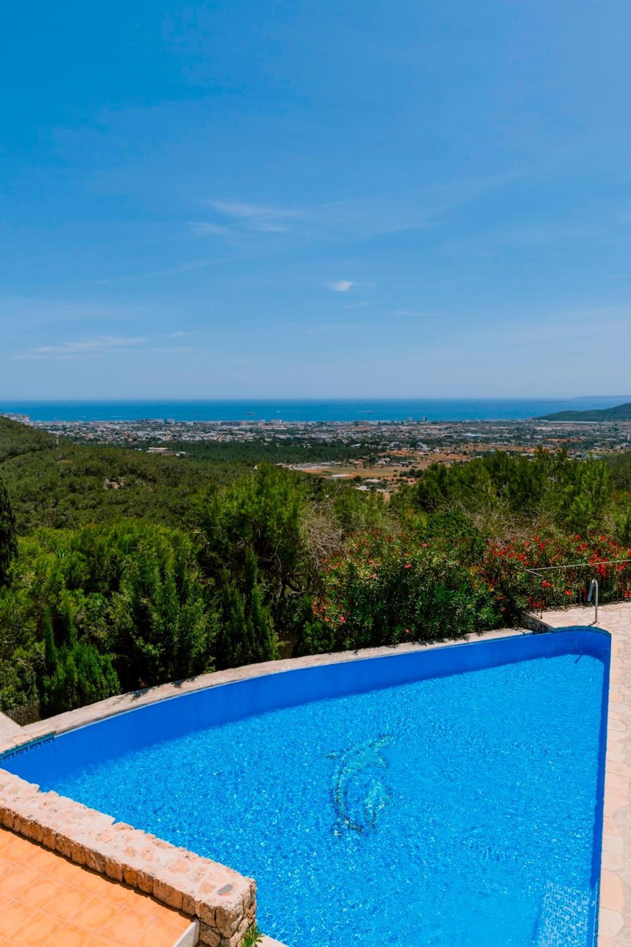 Villa Bellavista Has Stunning Views And A Private Infinity Pool
