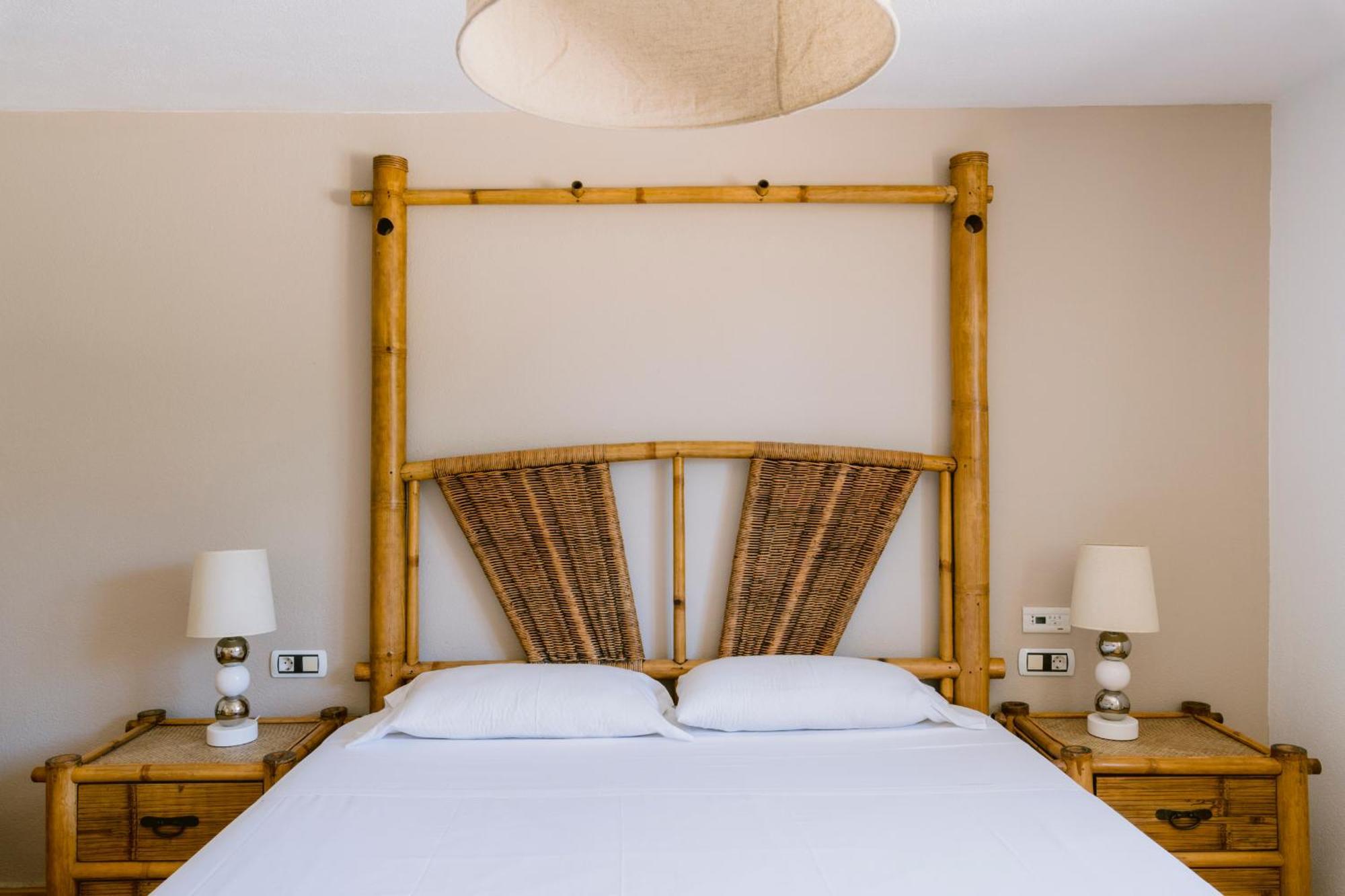 Bellavista Has Stunning Views And A Private Infinity Pool Villa Sant Jordi de ses Salines