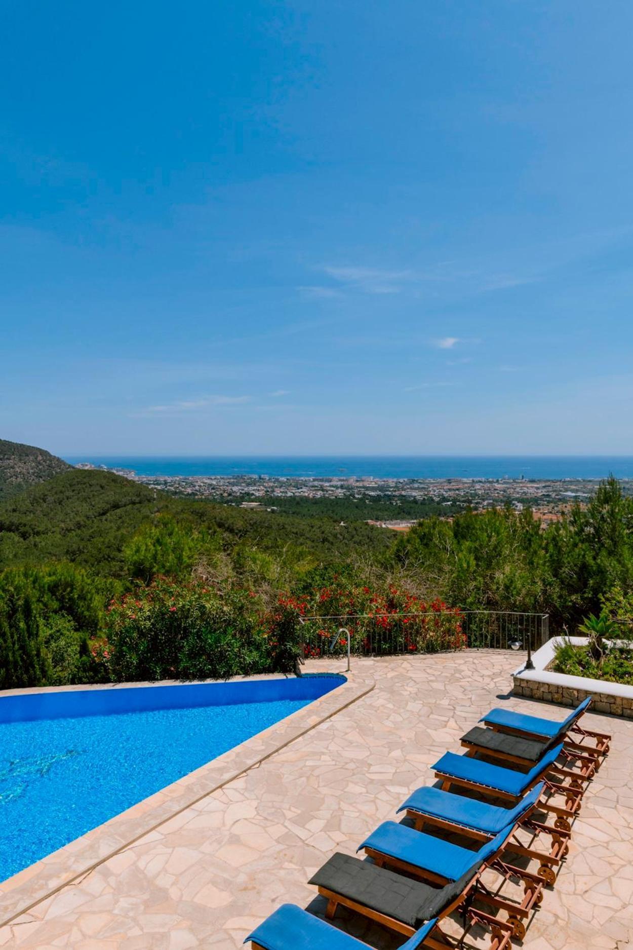 Bellavista Has Stunning Views And A Private Infinity Pool Sant Jordi de ses Salines