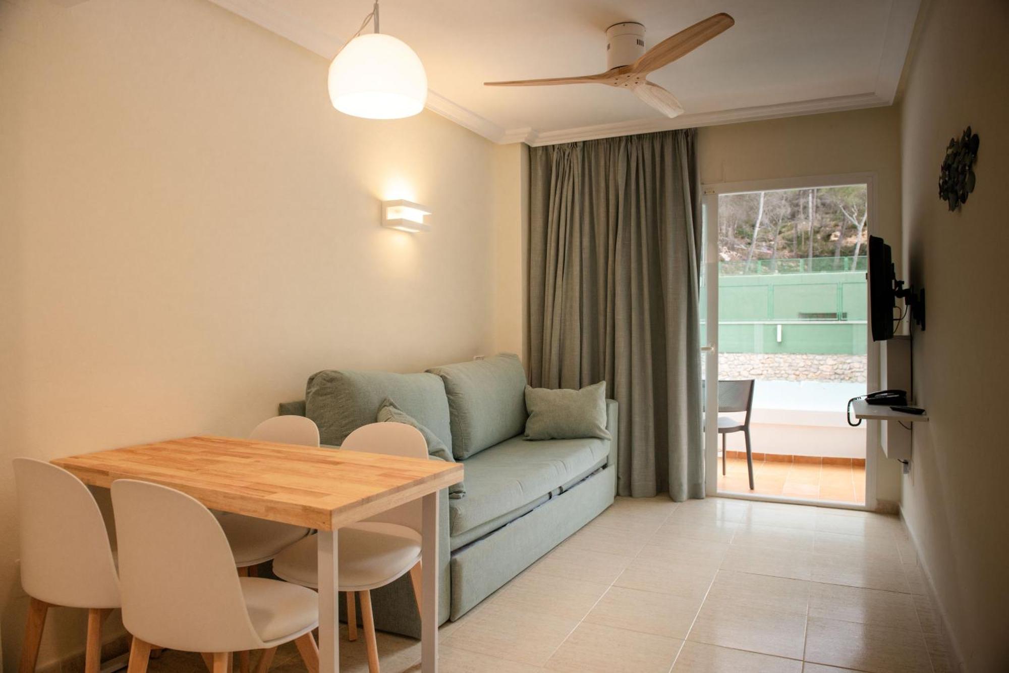 El Pinar Aparthotel 3*