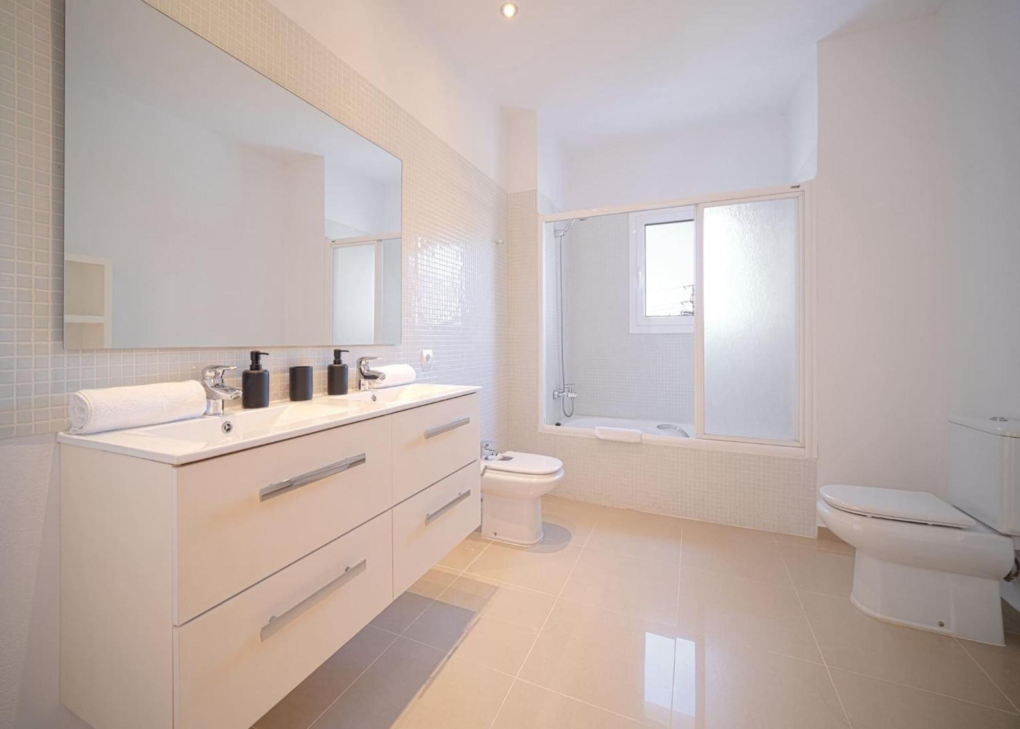 Romeo 2km From Ibiza Town And 1km From Talamanca *