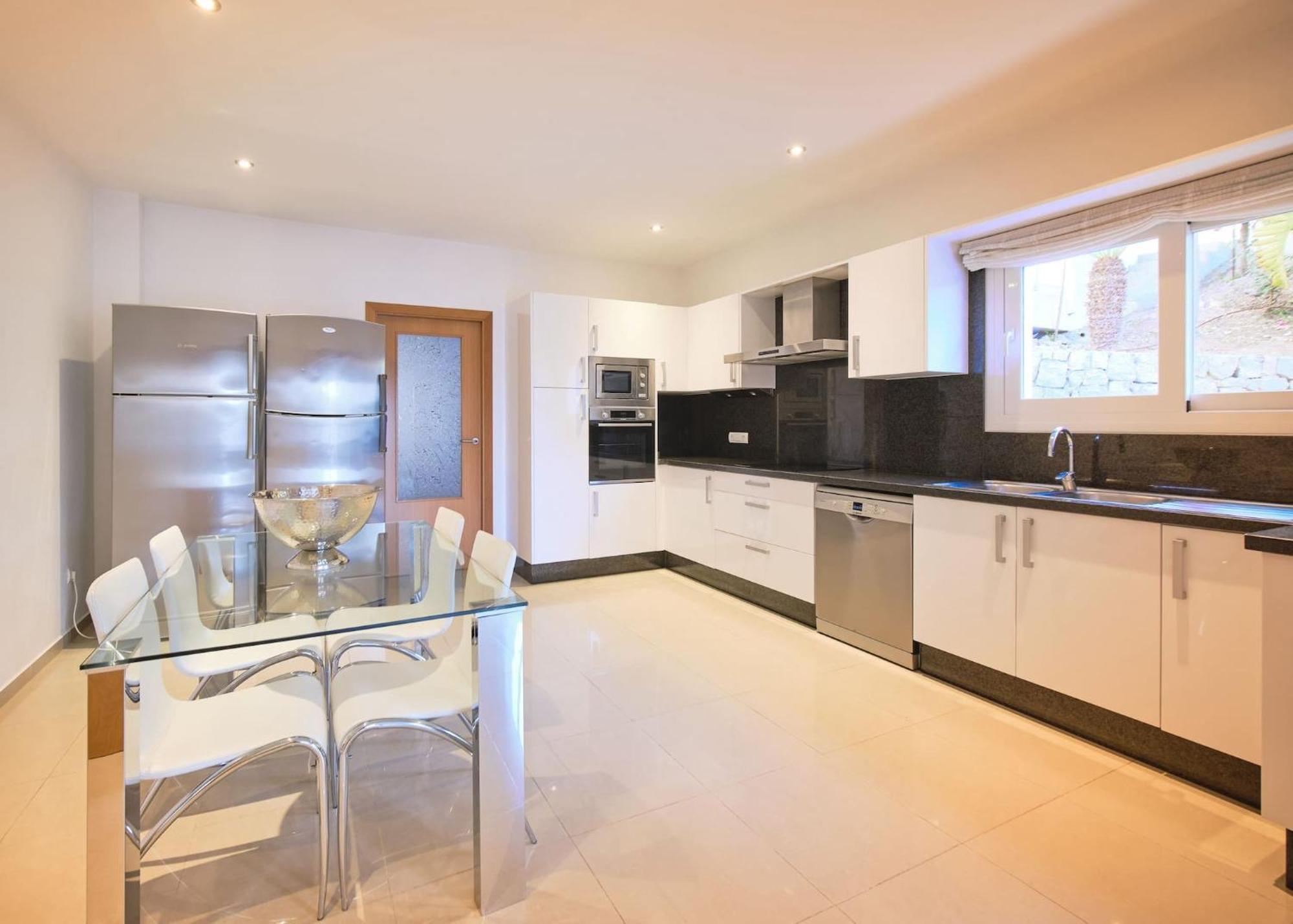 Villa Romeo 2km From Ibiza Town And 1km From Talamanca Santa Eularia des Riu