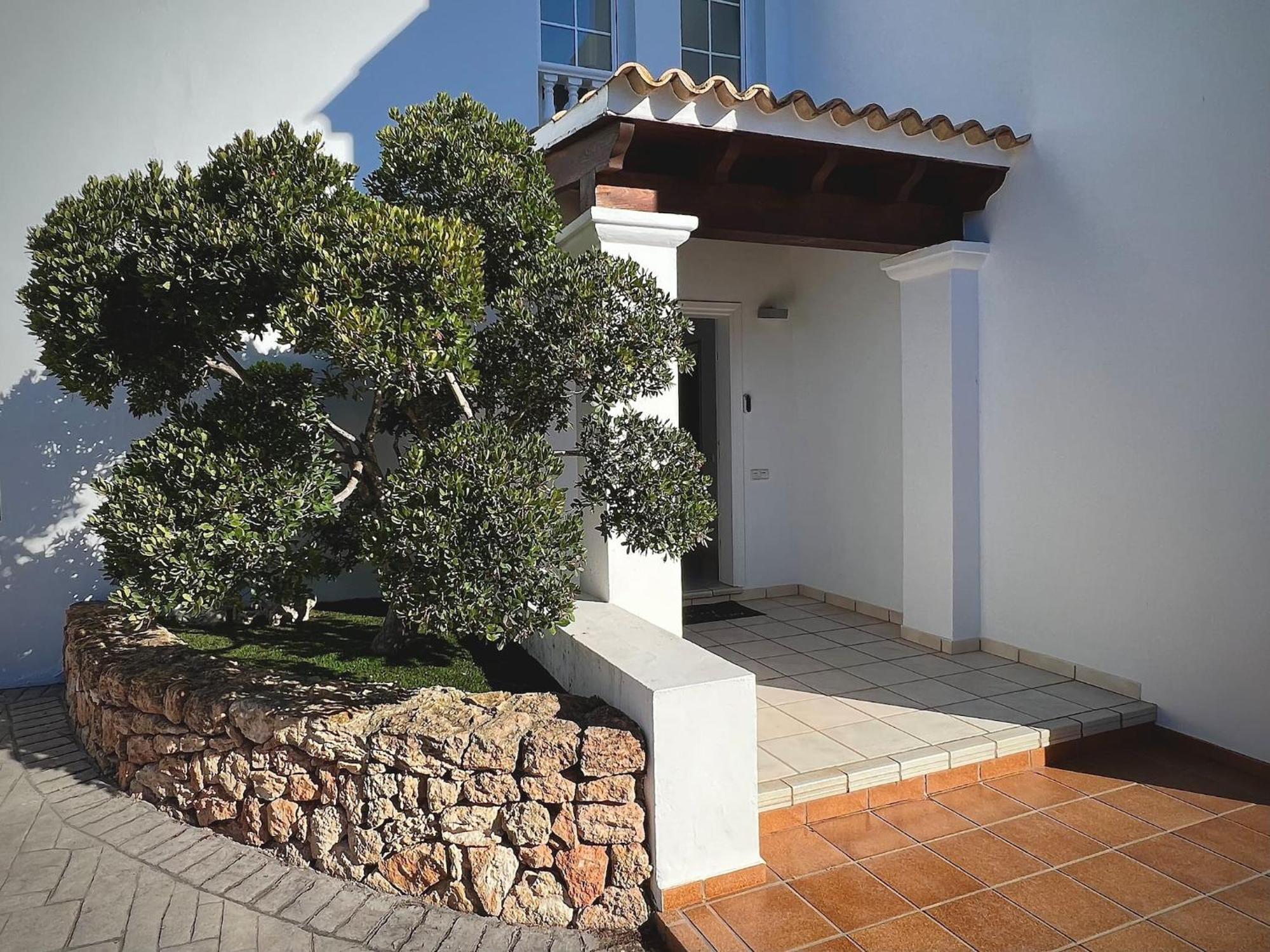 Oasis Ibiza Sant Jordi de ses Salines