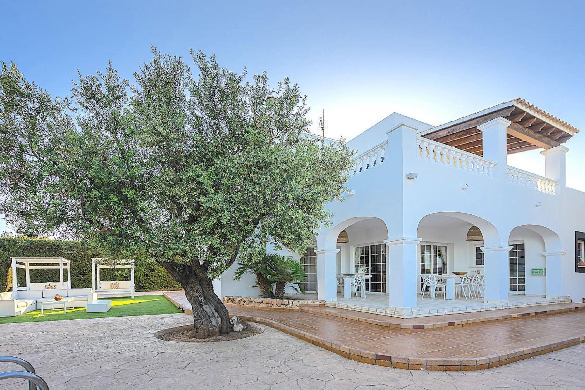 Oasis Ibiza * Sant Jordi de ses Salines