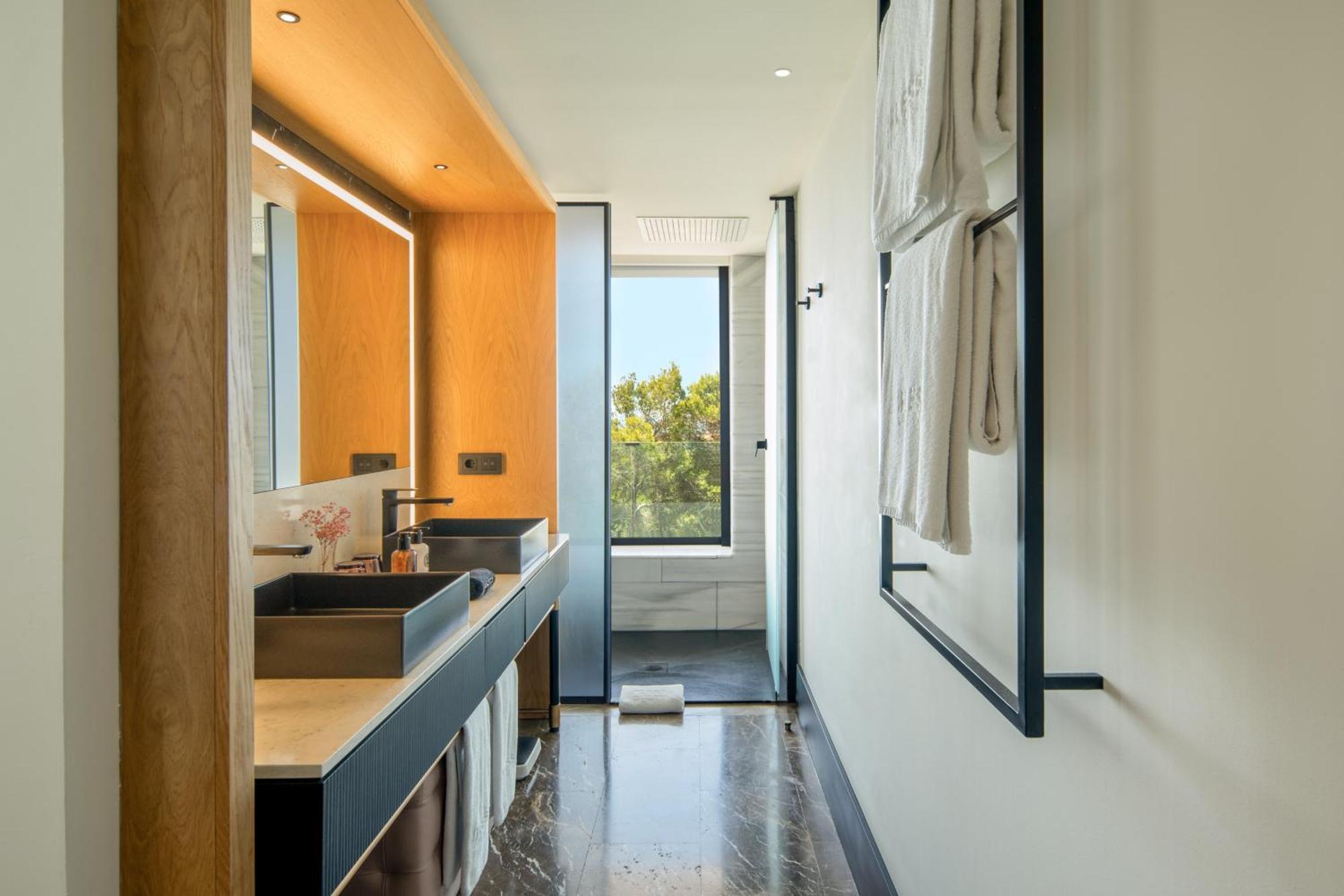 Bless Ibiza - The Leading Of The World 5* Es Canar (Ibiza)