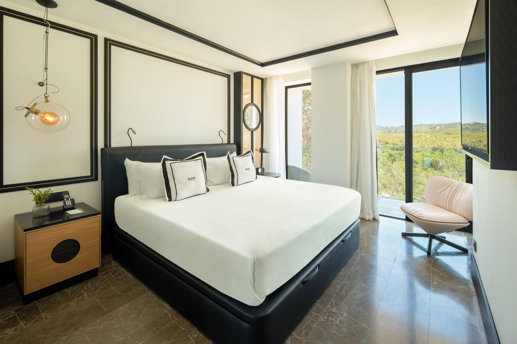 Bless Ibiza - The Leading Of The World 5*
