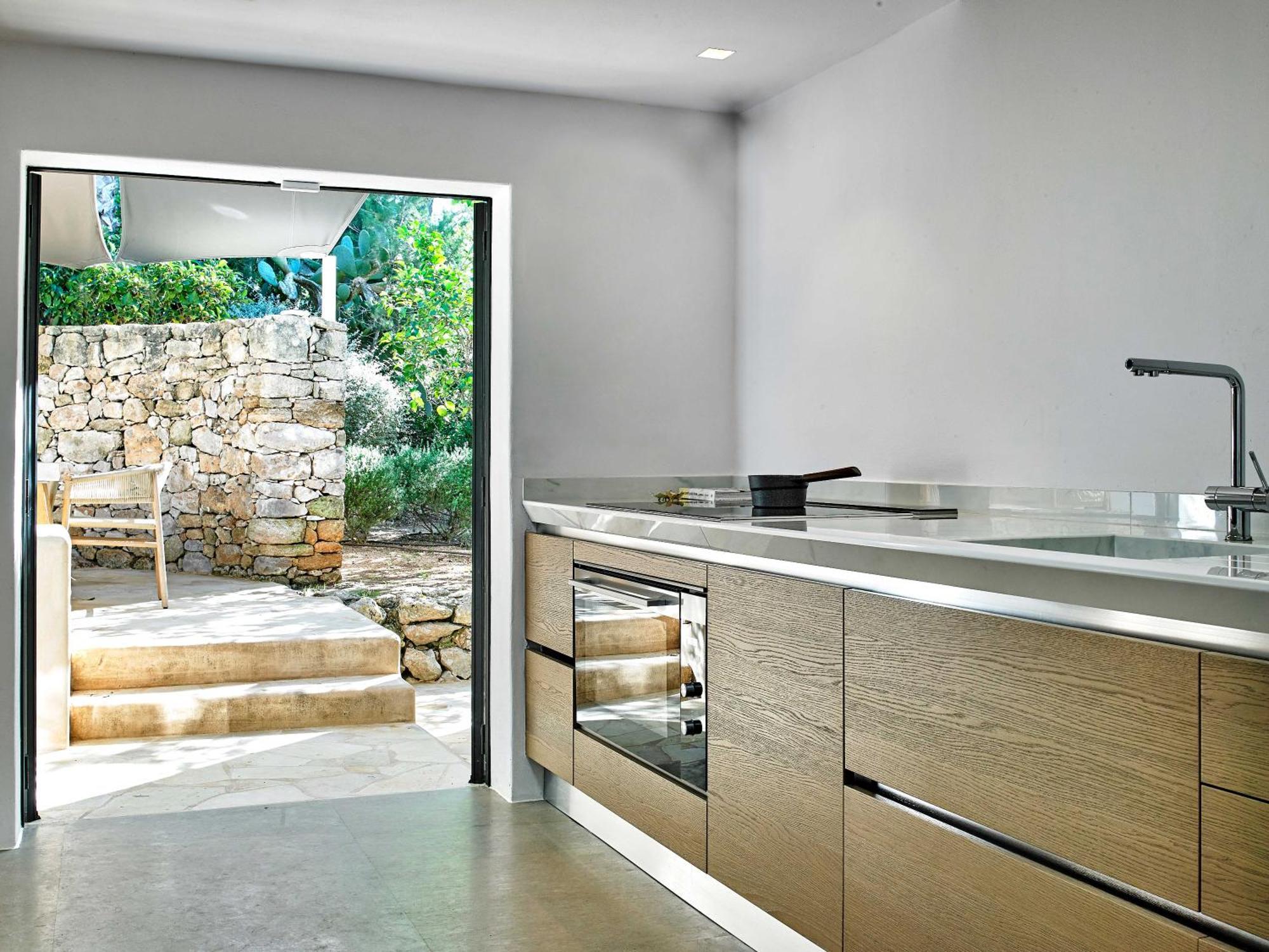 Stylish 5 Bedroom Luxury With Pool And Sauna Santa Eularia des Riu