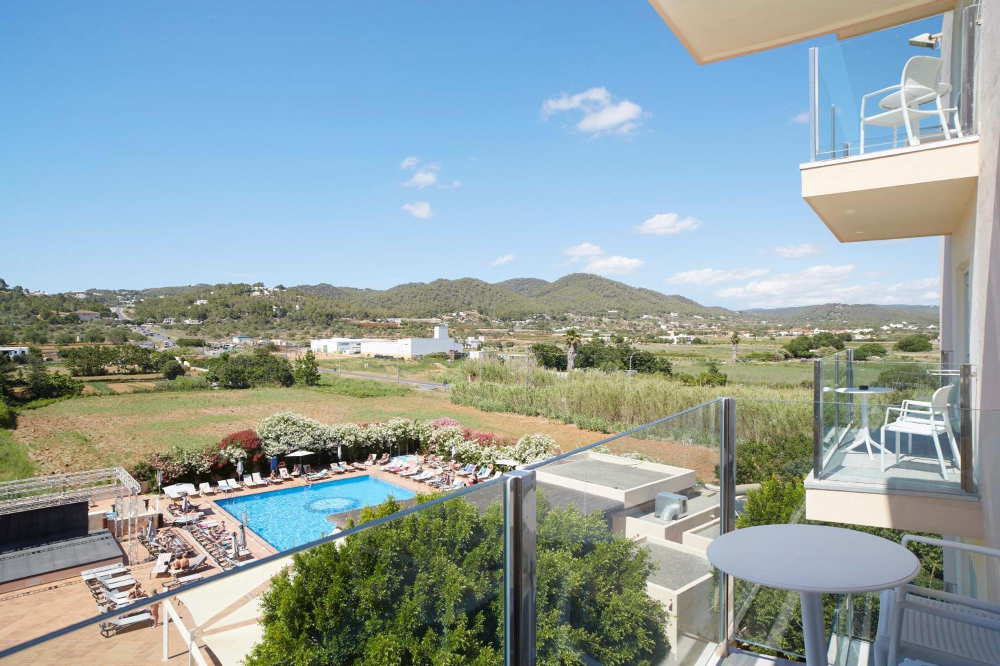 Invisa Es Pla - Adults Only 4*