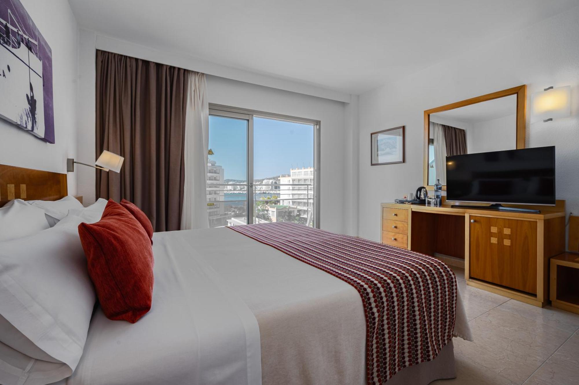 Hotel Bellamar & San Antonio (Ibiza)