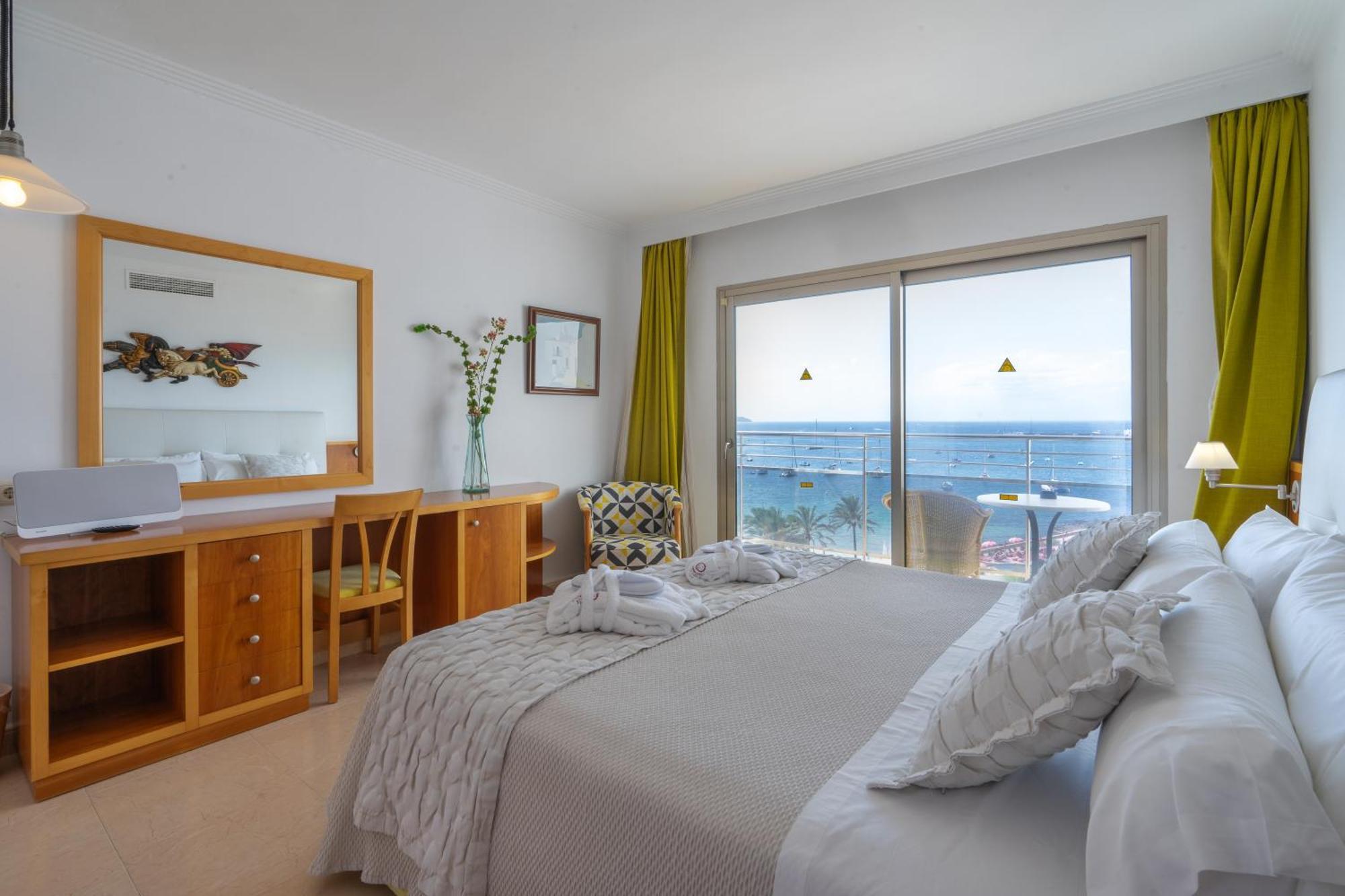 Bellamar & San Antonio (Ibiza)