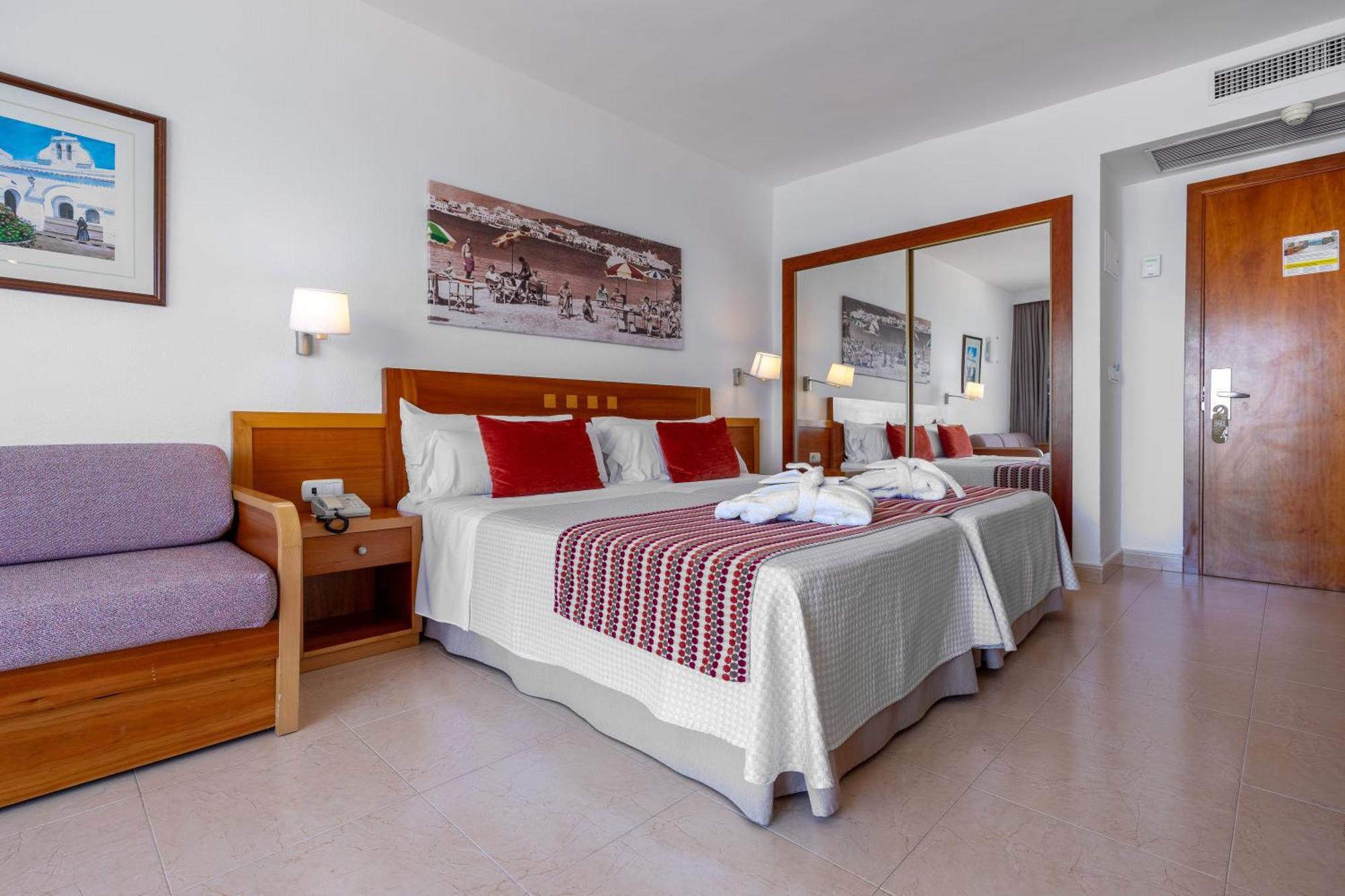 Bellamar & 4* San Antonio (Ibiza)