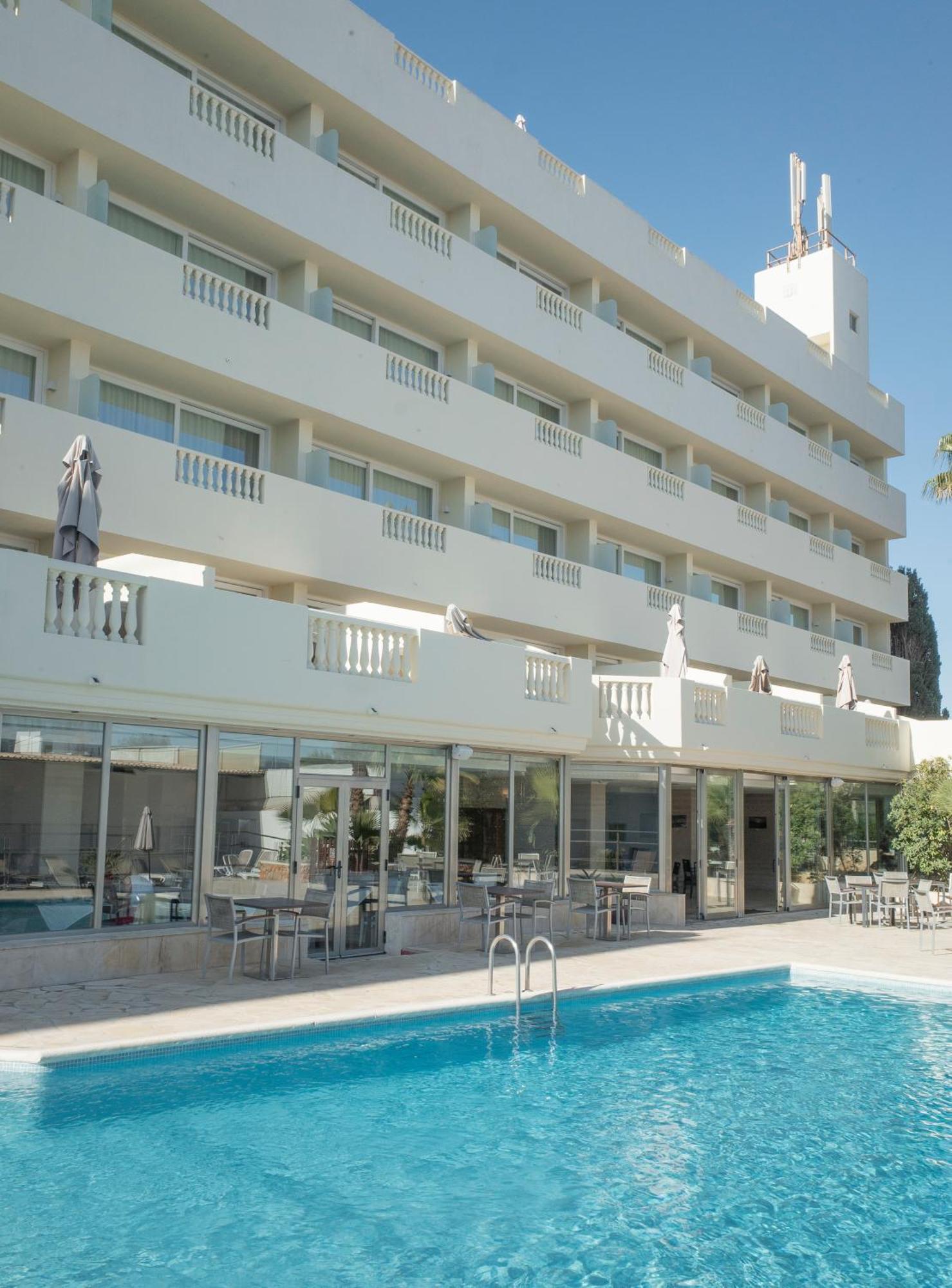 Hotel Moon Dreams Paraiso - Adults Recommended