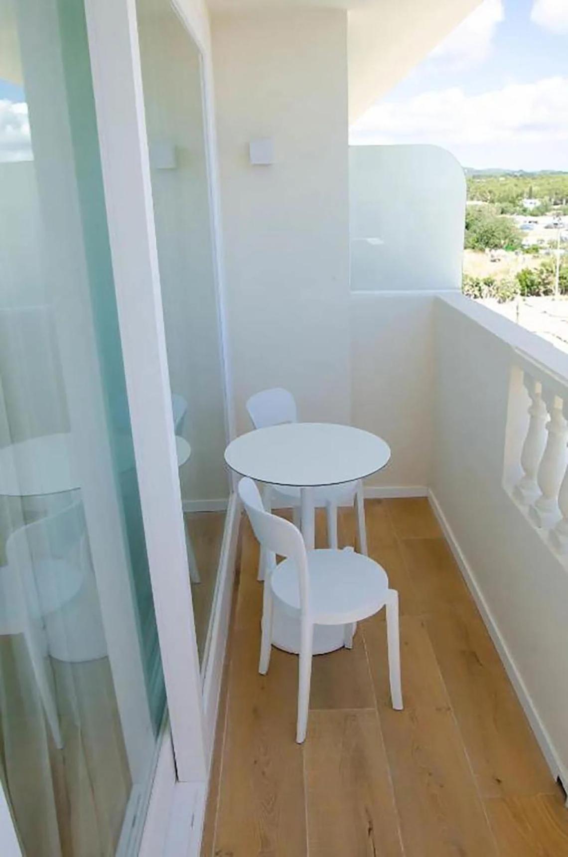 Hotel Moon Dreams Paraiso - Adults Recommended