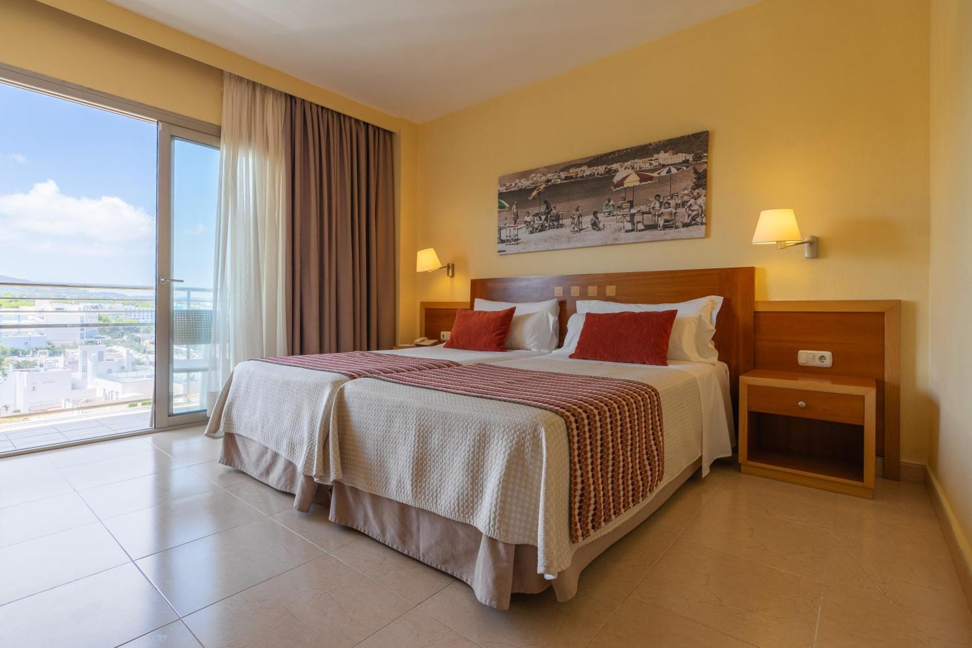 Hotel Bellamar & 4*