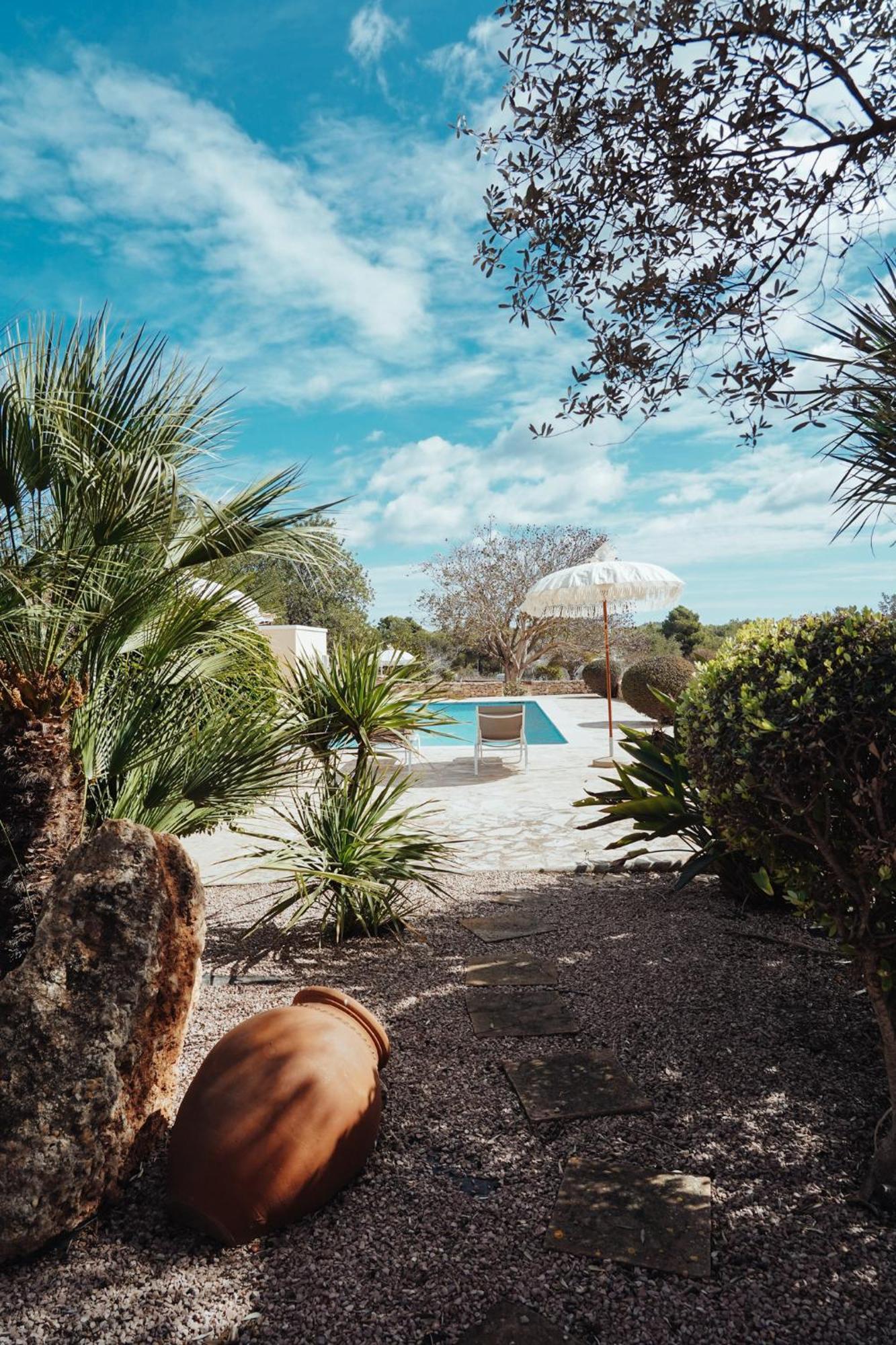 Amigo Near Dalias - Villa