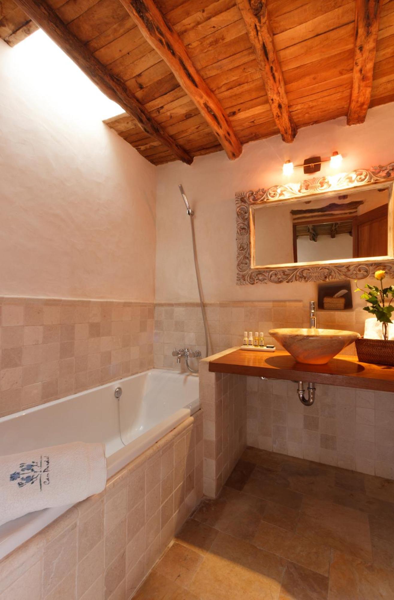 Farm stay Agroturismo Can Pardal