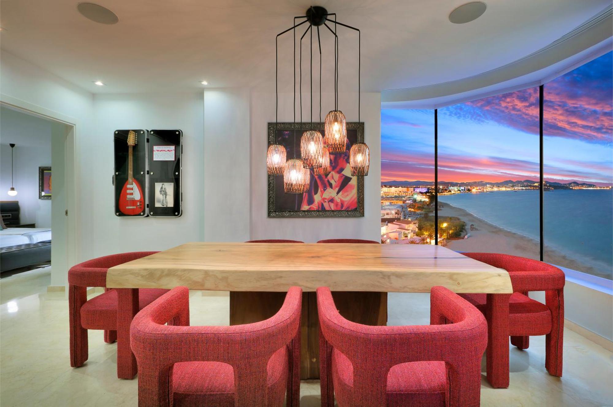 Hard Rock Ibiza 5* Playa d'en Bossa
