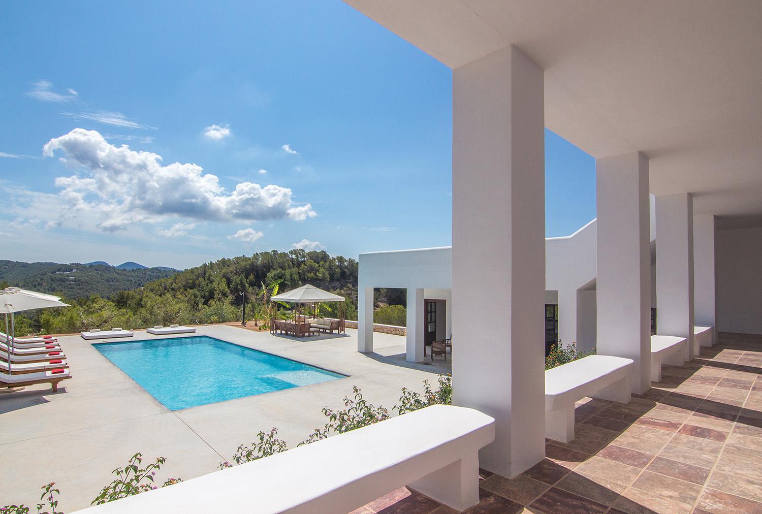 Villa - Sleeps 14 - Pool - Garden - Sea View