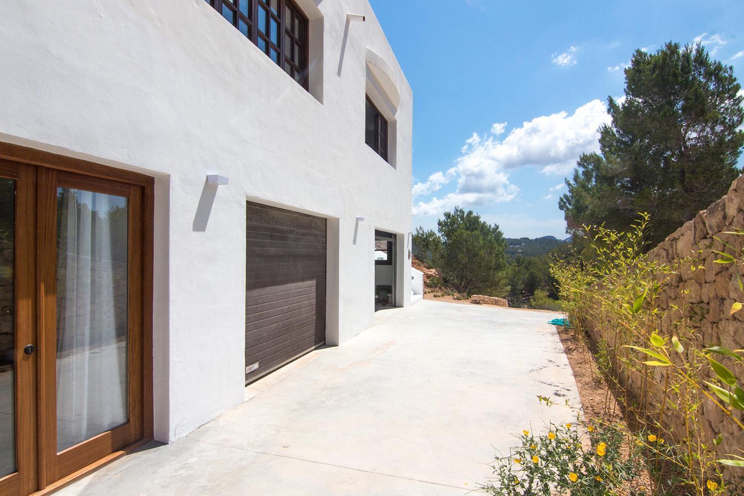 - Sleeps 14 - Pool - Garden - Sea View * Sant Josep de sa Talaia