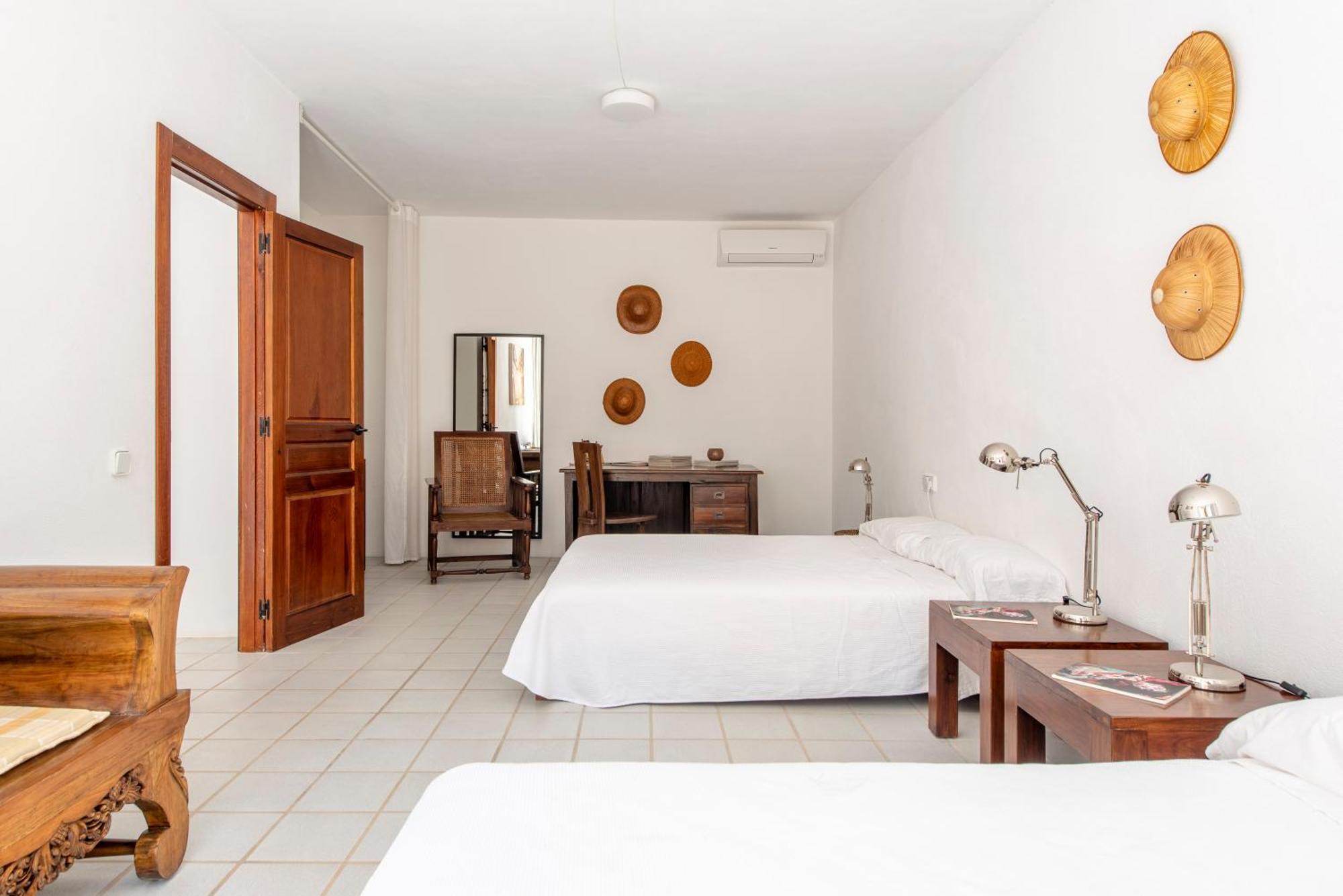 - Sleeps 14 - Pool - Garden - Sea View Sant Josep de sa Talaia