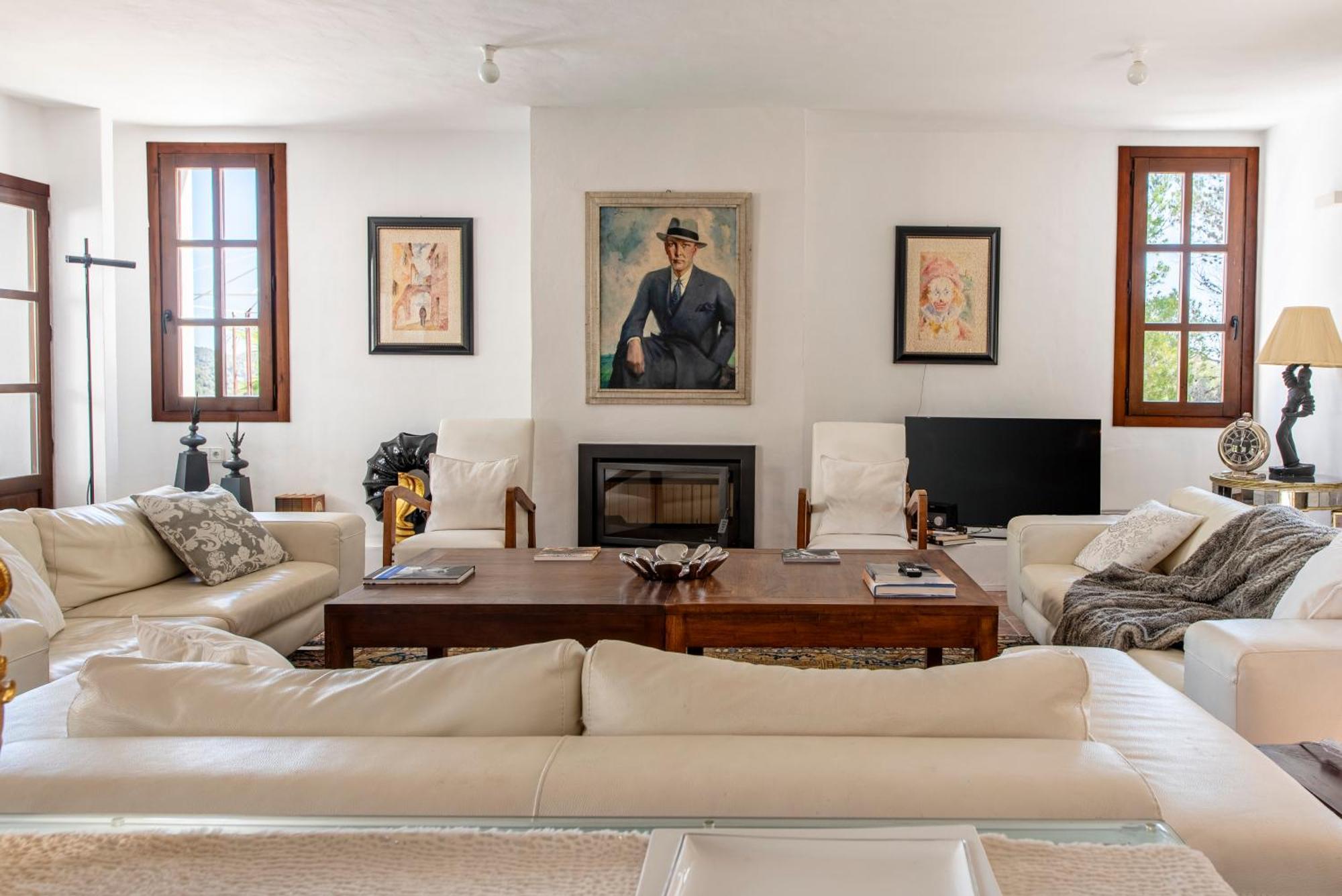 - Sleeps 14 - Pool - Garden - Sea View Villa Sant Josep de sa Talaia